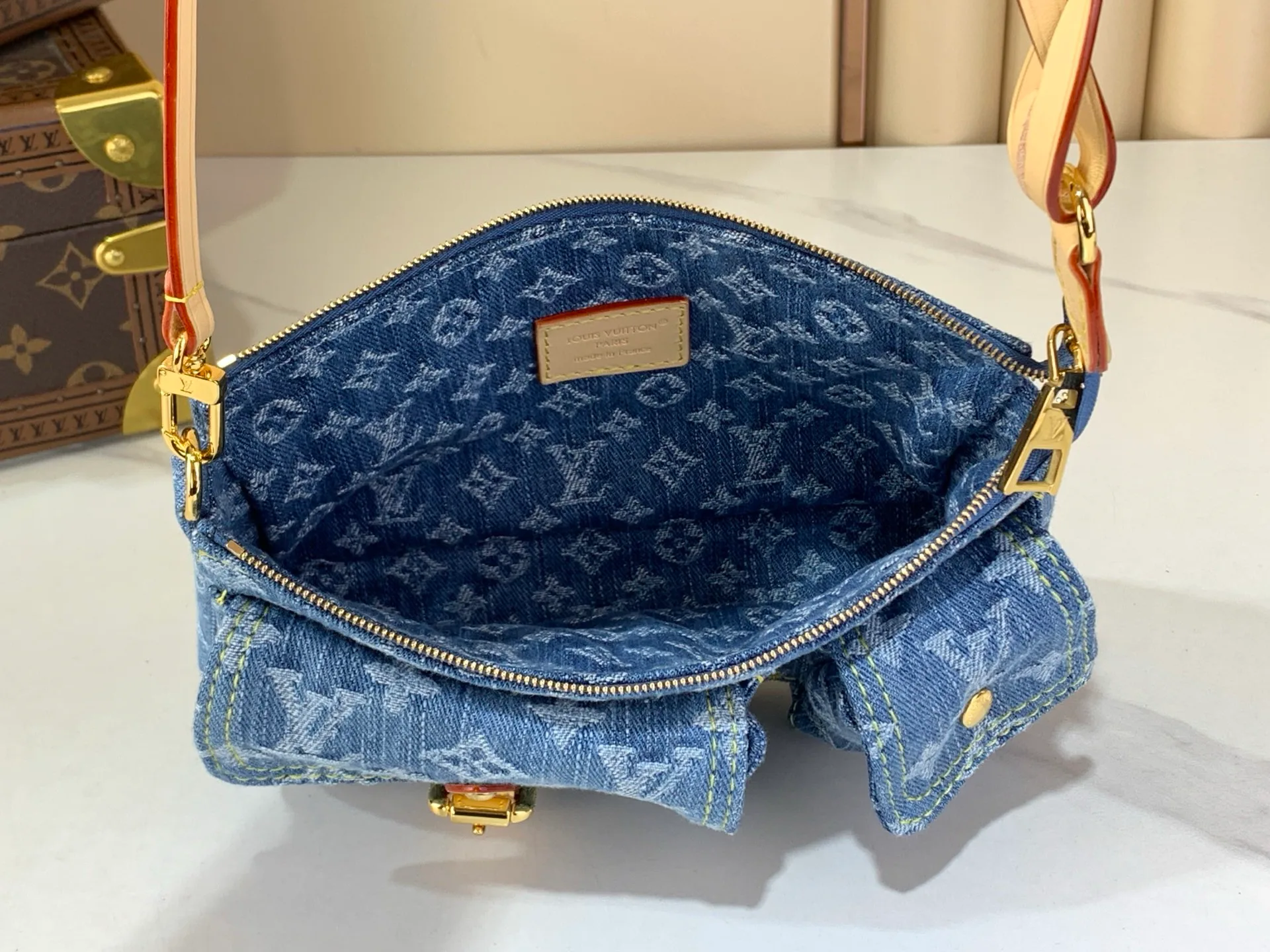 Сумки На Ремне Женские Louis Vuitton 13209835