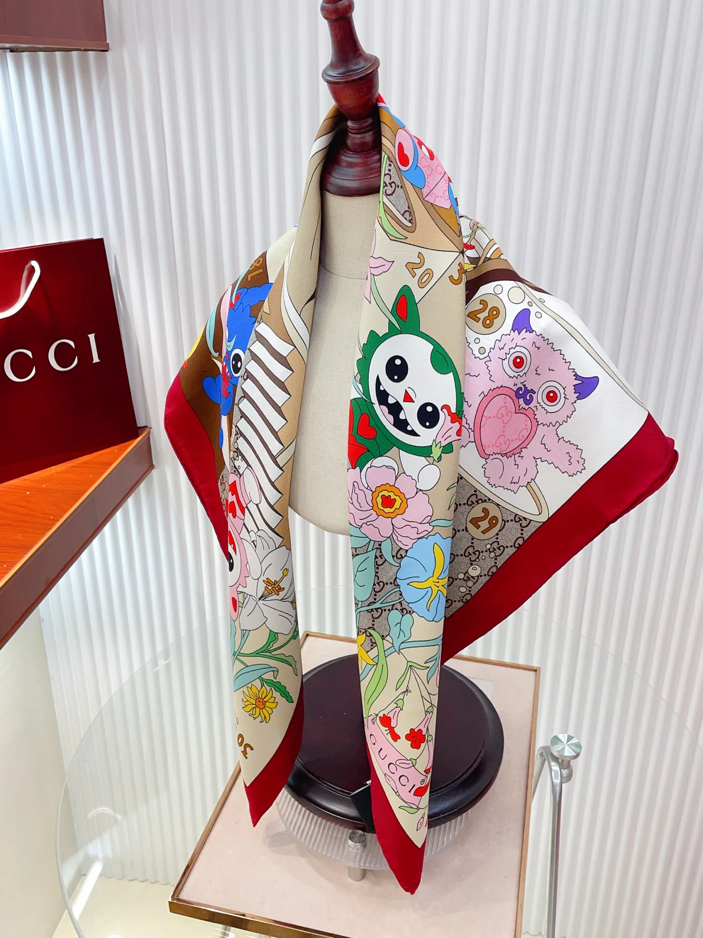 Платки Gucci 14190876