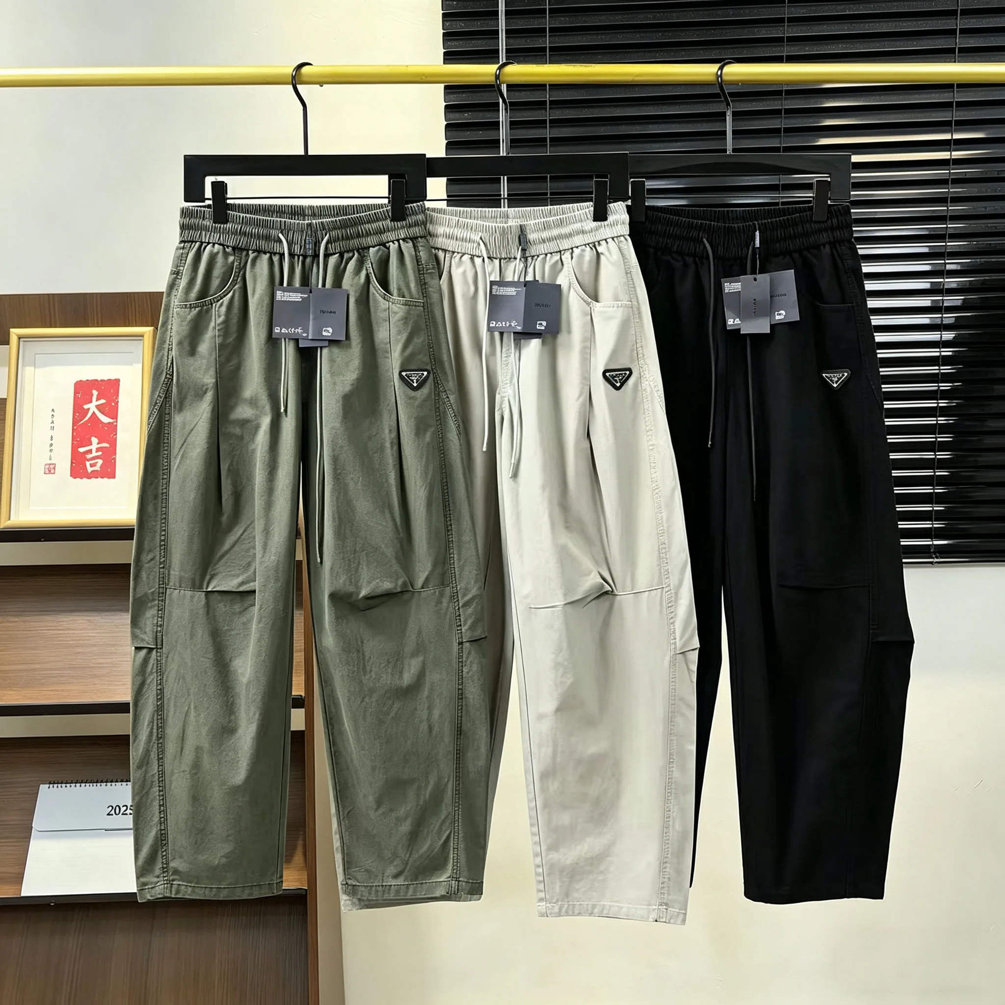 Брюки Мужские Prada 13474972