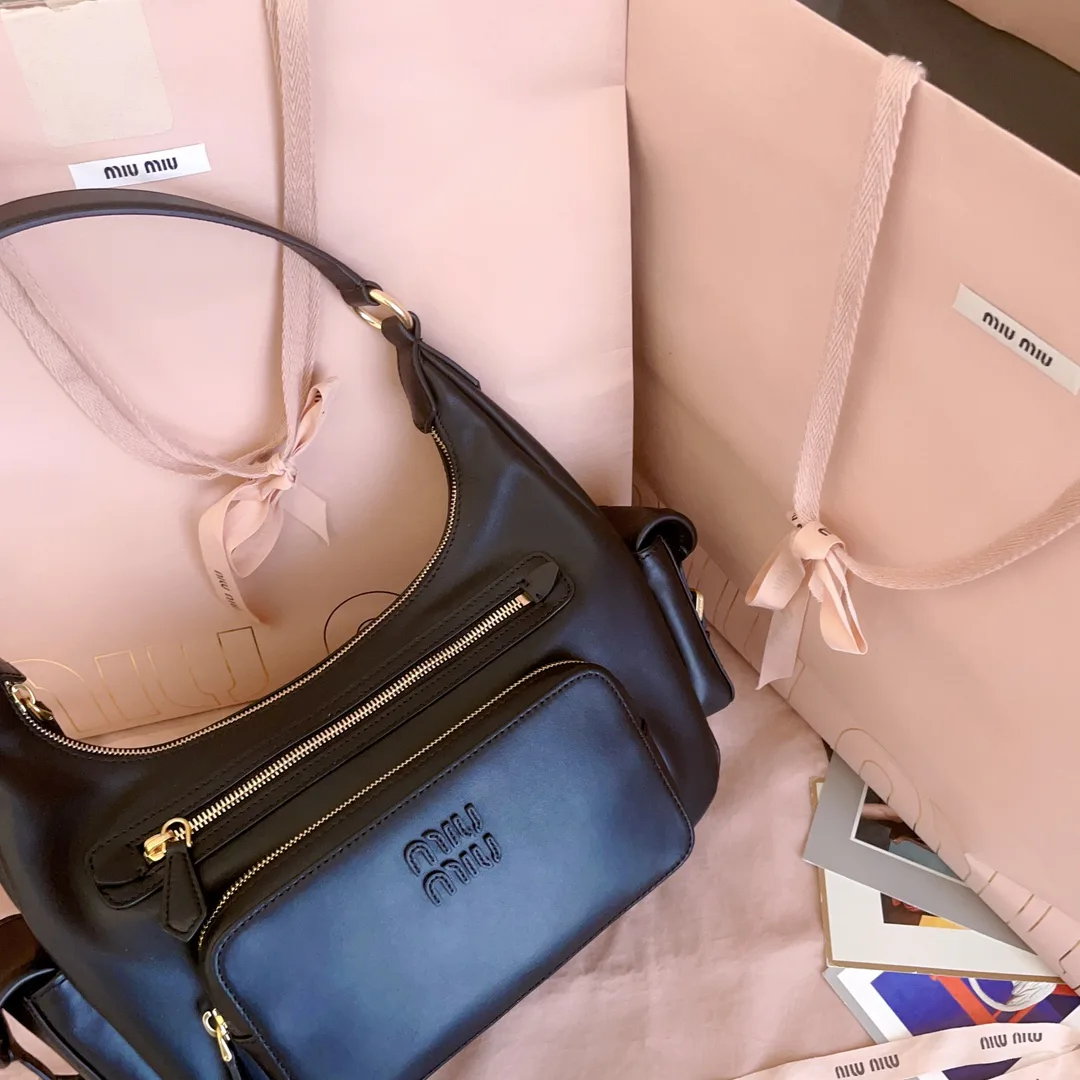 Классические Сумки Женские Miu Miu 18105823