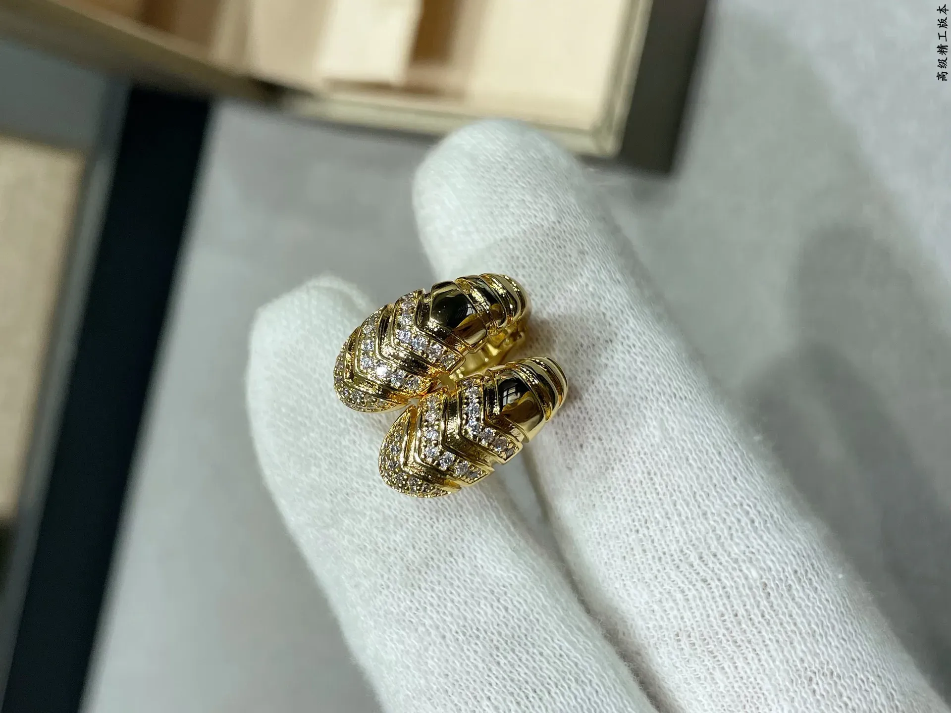 Бижутерия Bvlgari 360438