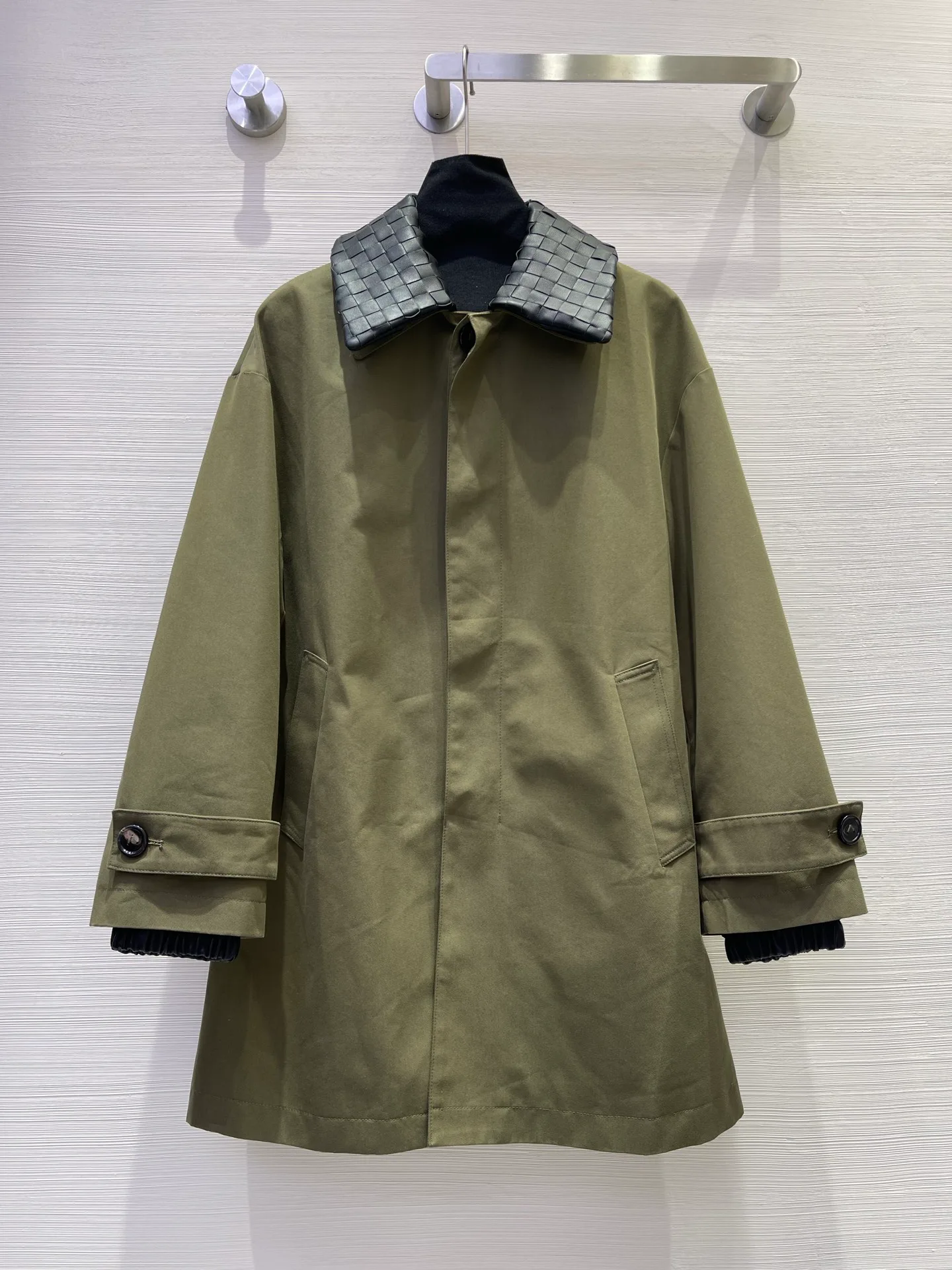 Кожаные Куртки И Дублёнки Женские Bottega Veneta 11164781