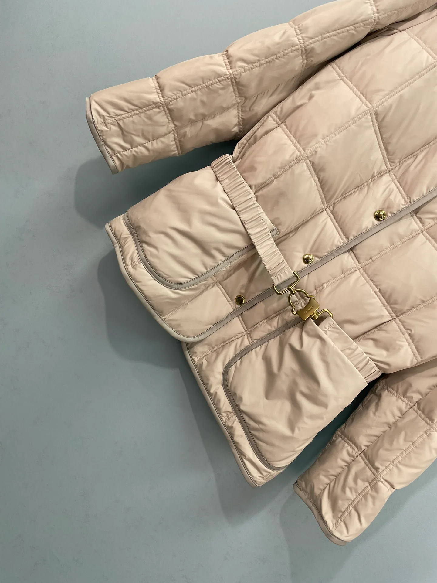Куртки И Пуховики Женские Moncler 17913388