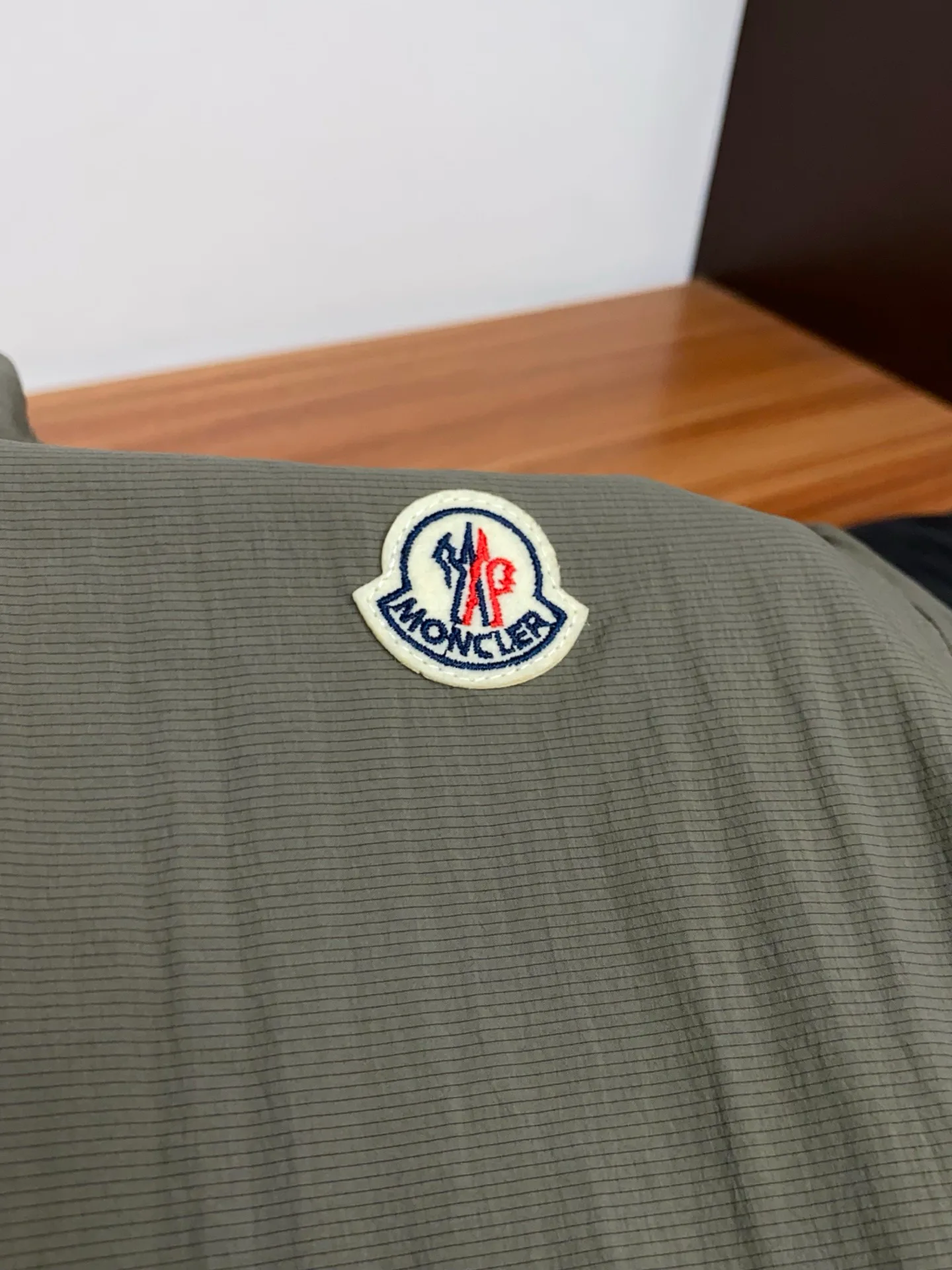 Куртки И Пуховики Мужские Moncler 17510129