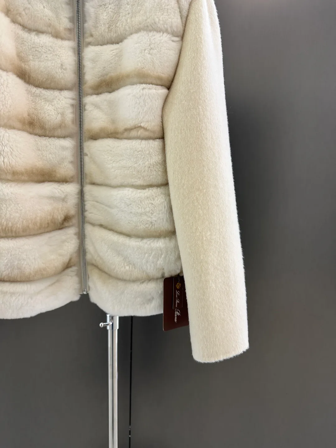 Куртки И Пуховики Женские Loro Piana 1120211