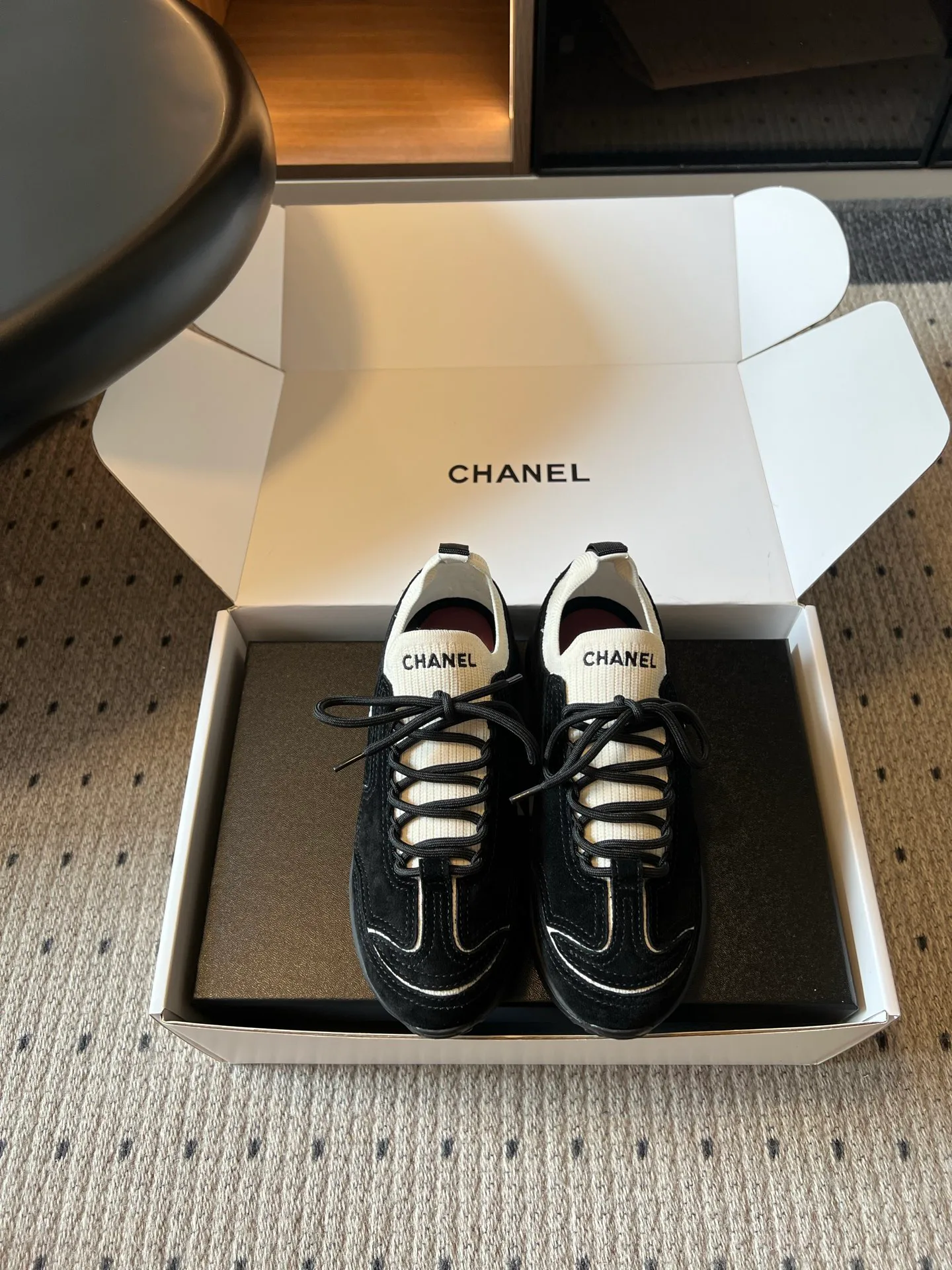 Кроссовки Женские Chanel 17793449