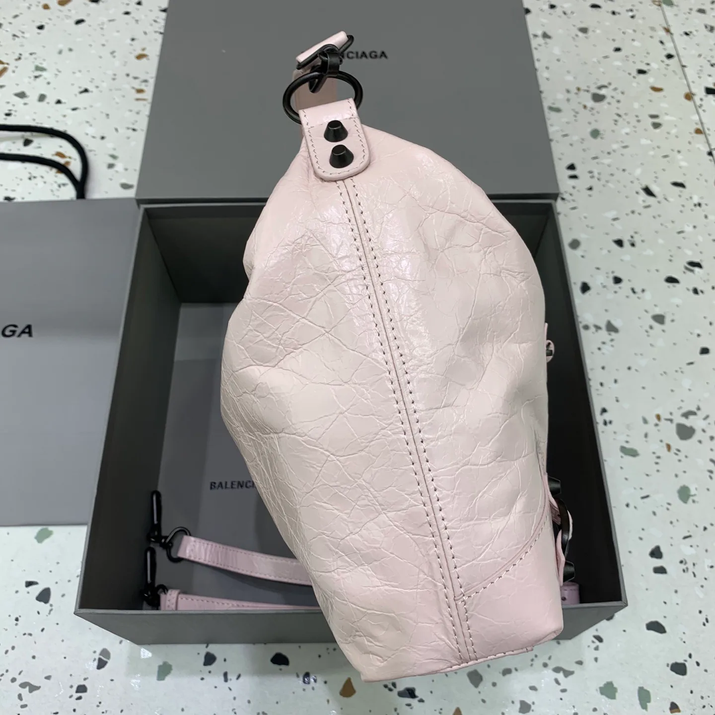 Сумки На Ремне Женские Balenciaga 13240600