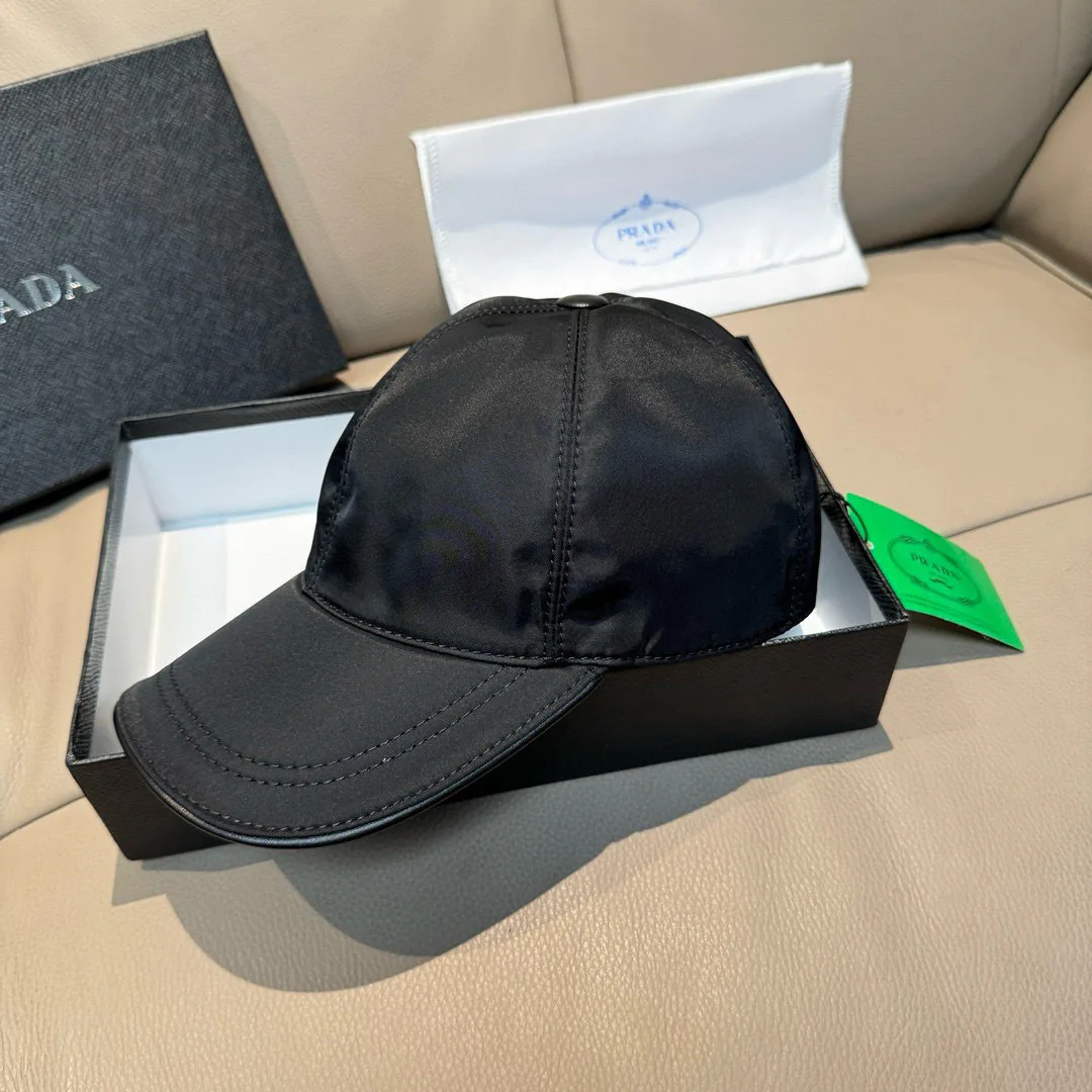 Головные Уборы Prada 17604798