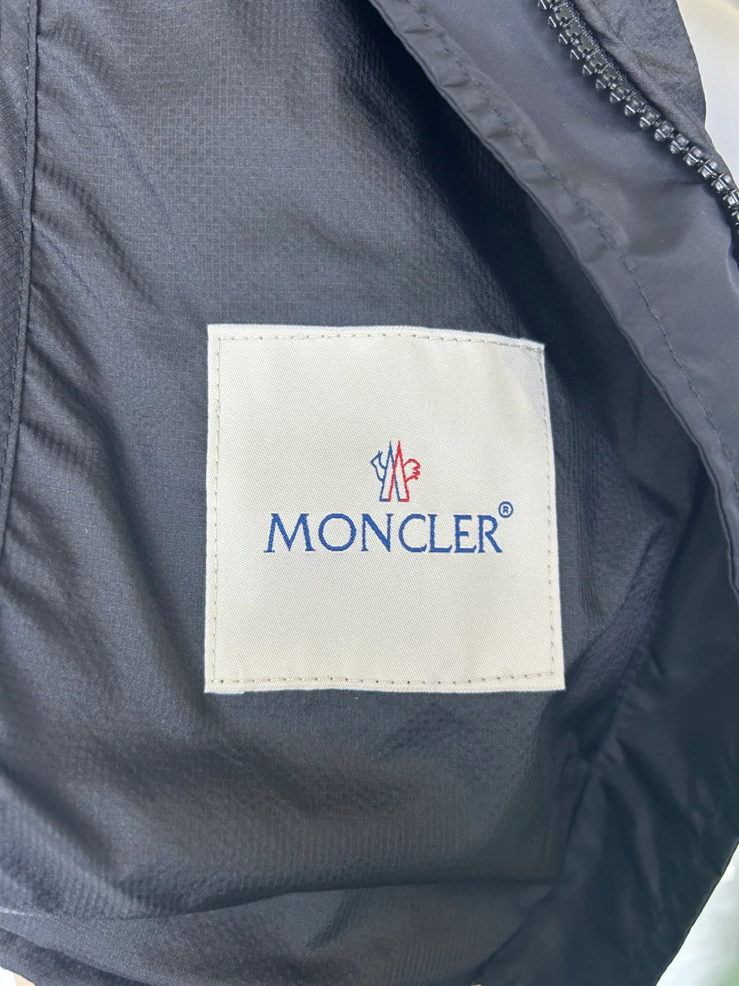 Куртки И Пуховики Женские Moncler 16968698