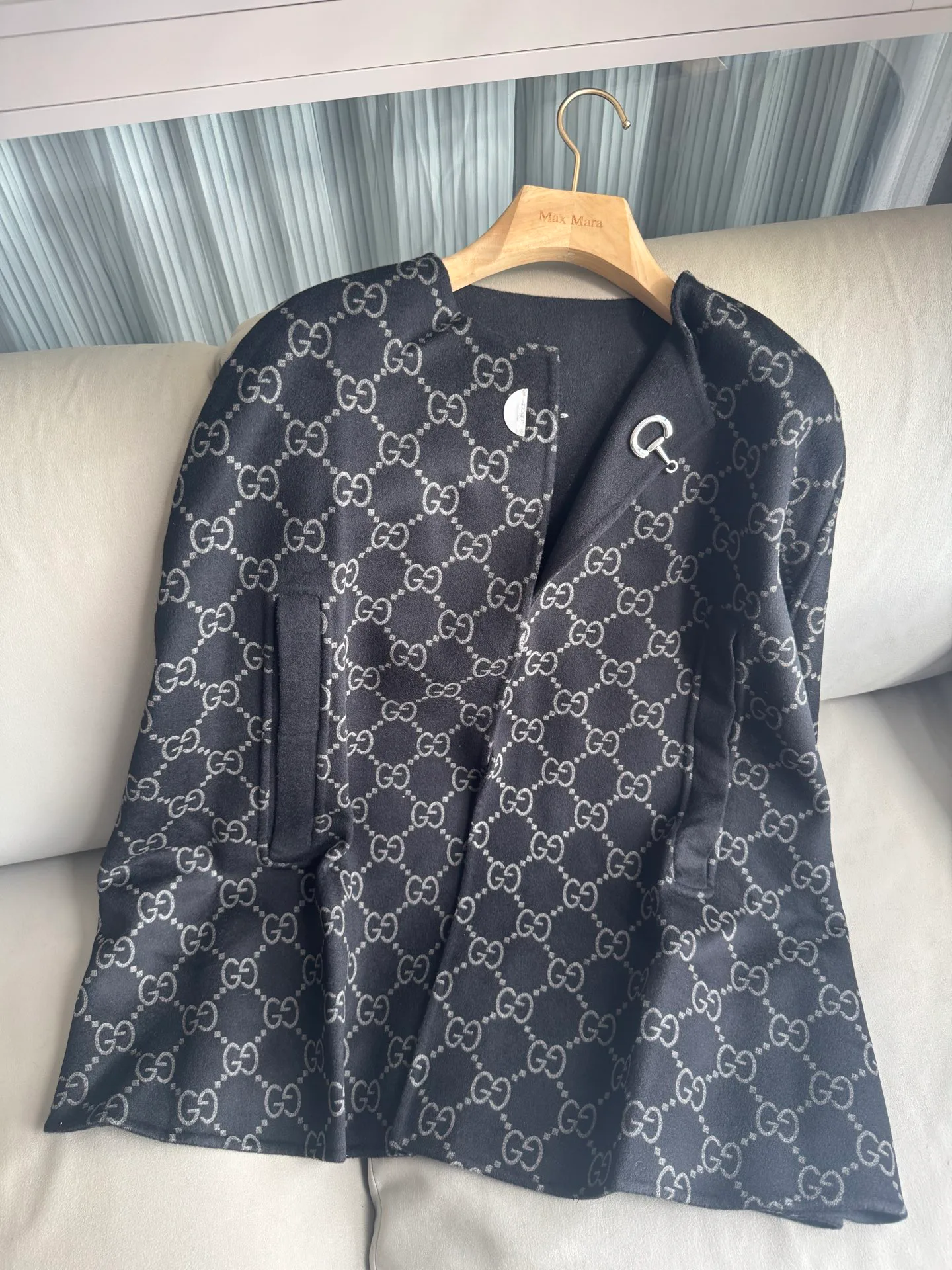 Пальто Женские Gucci 18361603