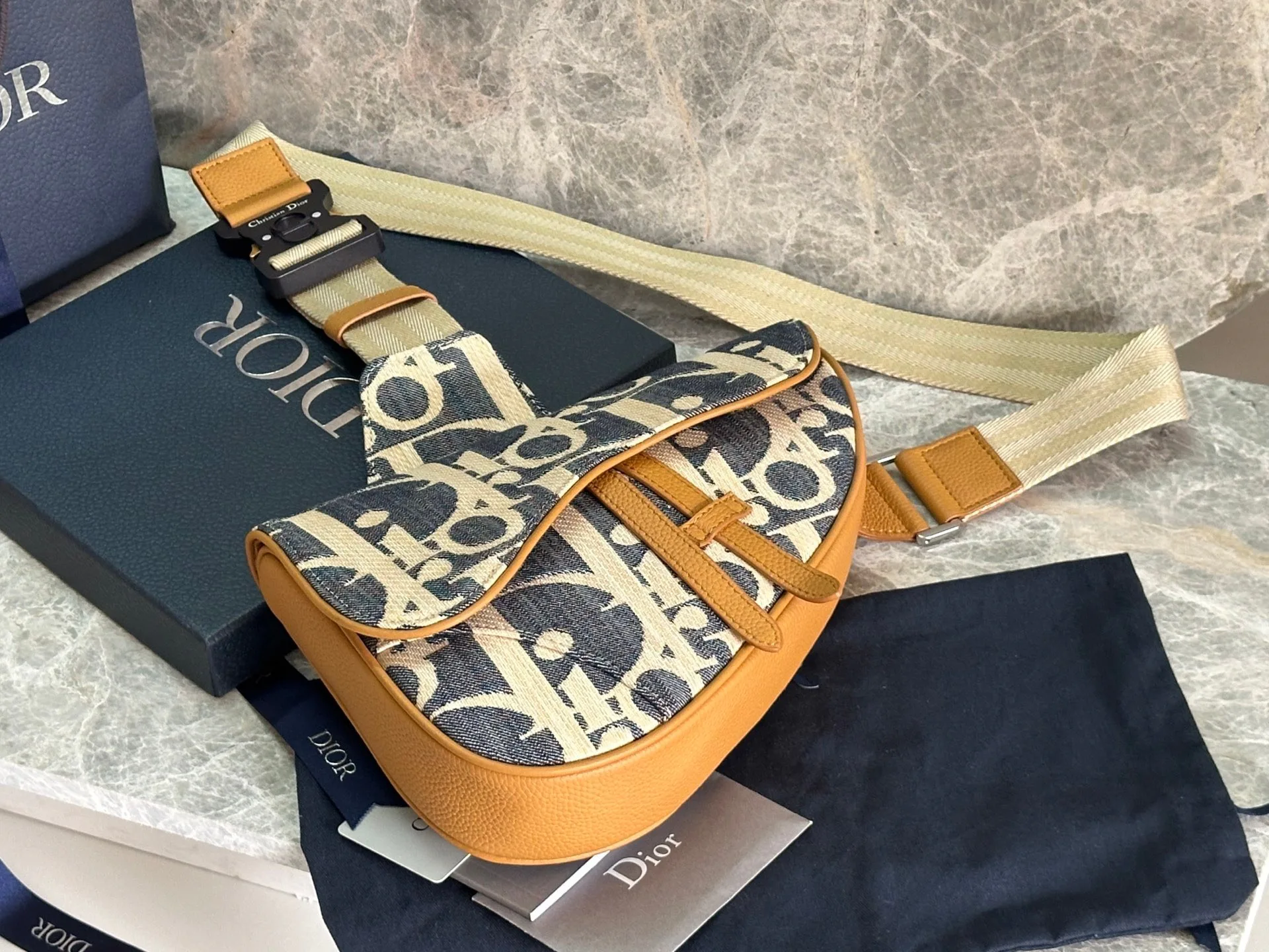 Поясные Сумки Мужские Christian Dior 11110409