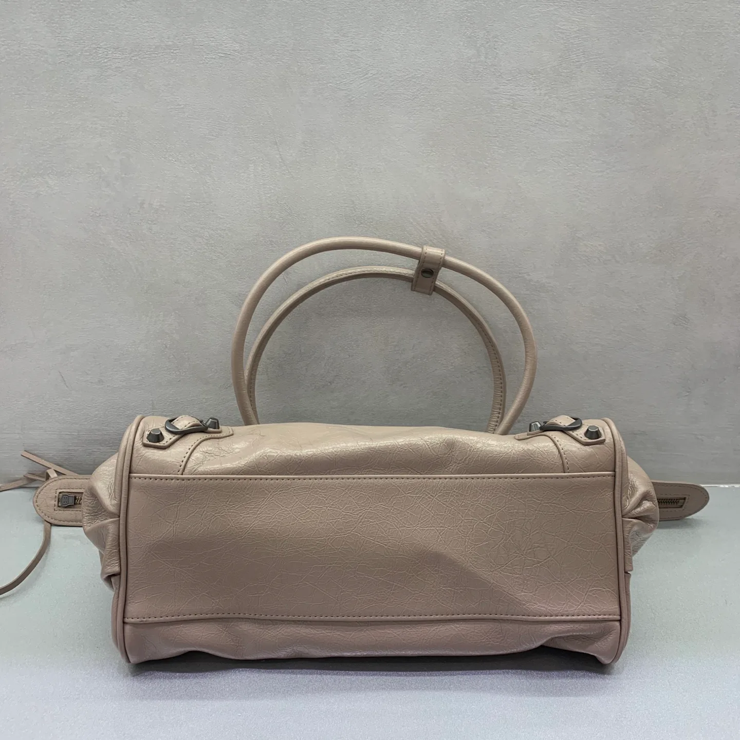 Классические Сумки Женские Balenciaga 10026020