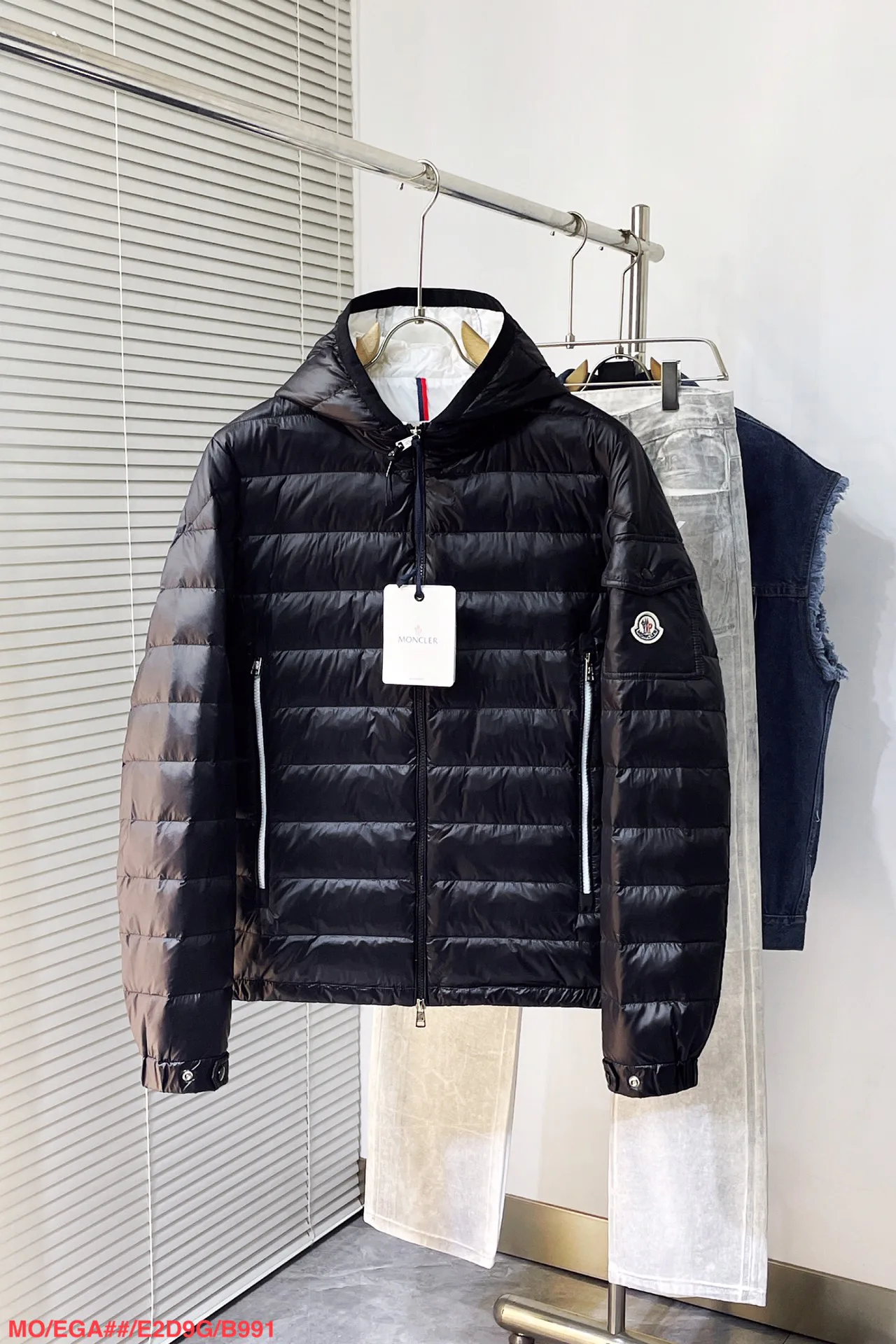 Куртки И Пуховики Мужские Moncler 273148