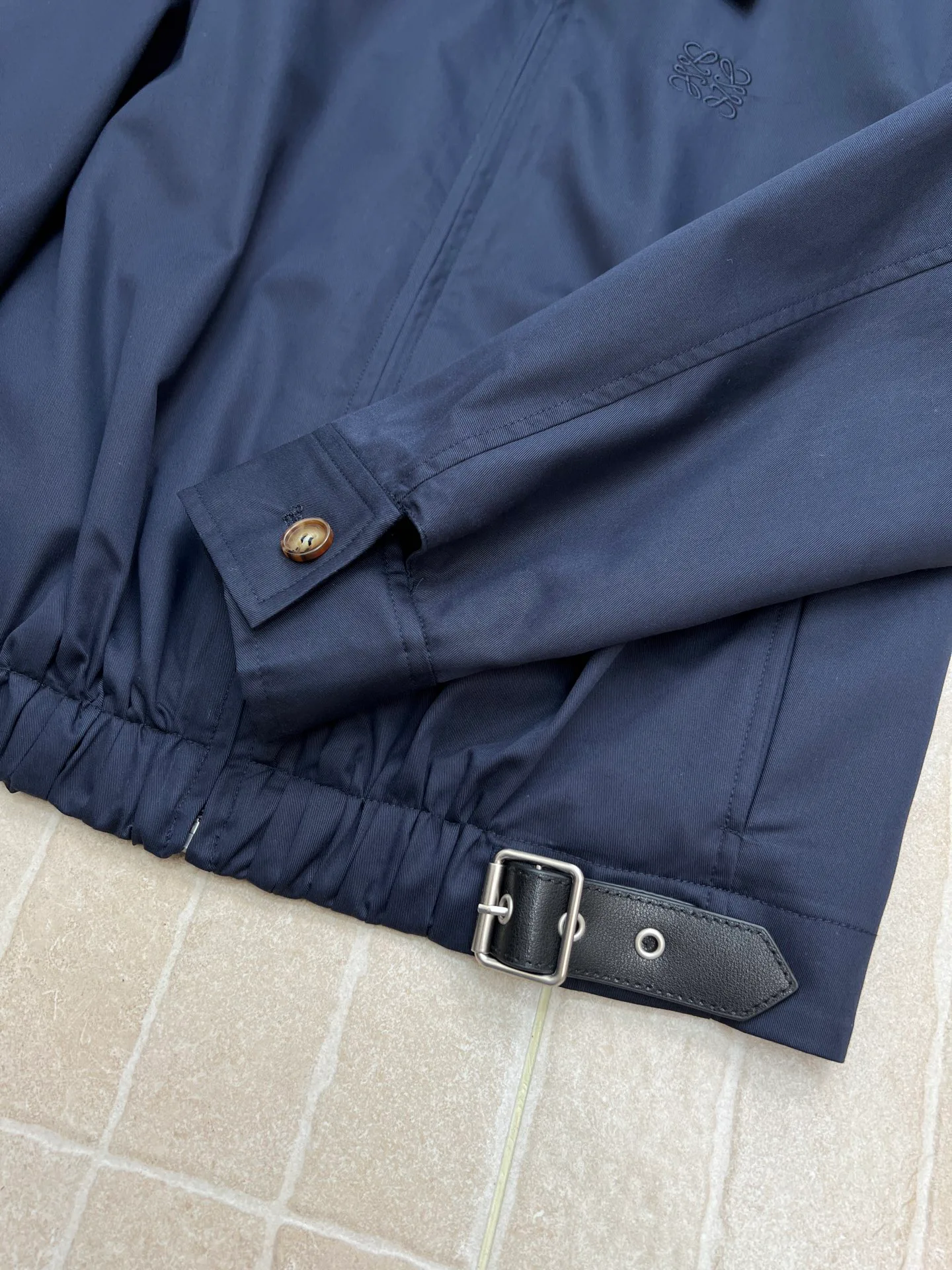 Кожаные Куртки И Дублёнки Женские Loewe 10917323