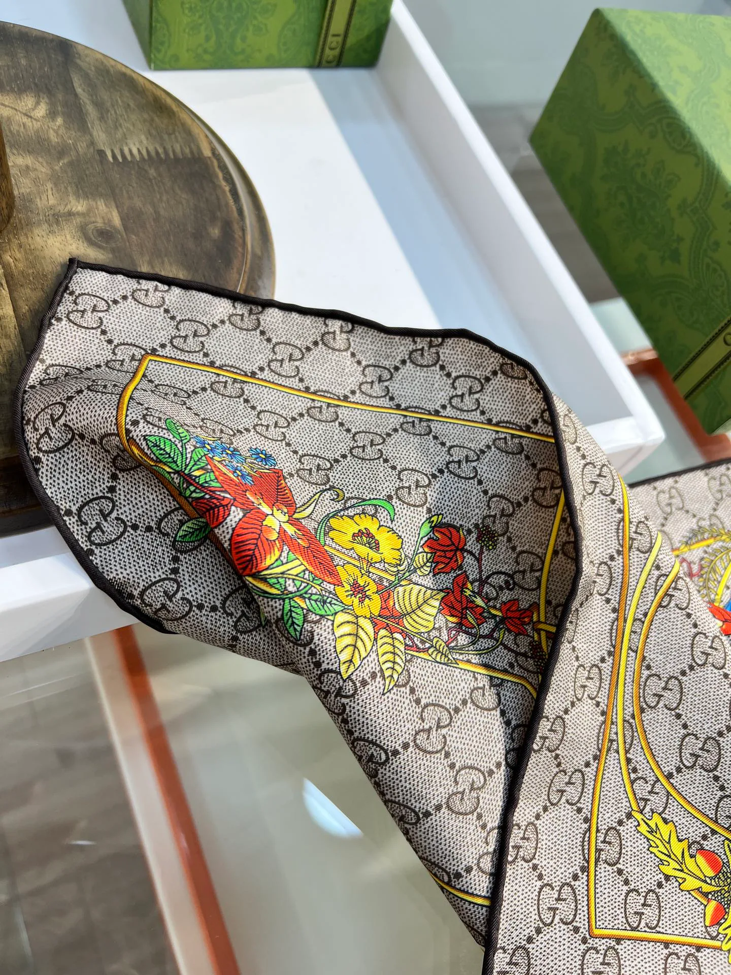 Шарфы Gucci 36152