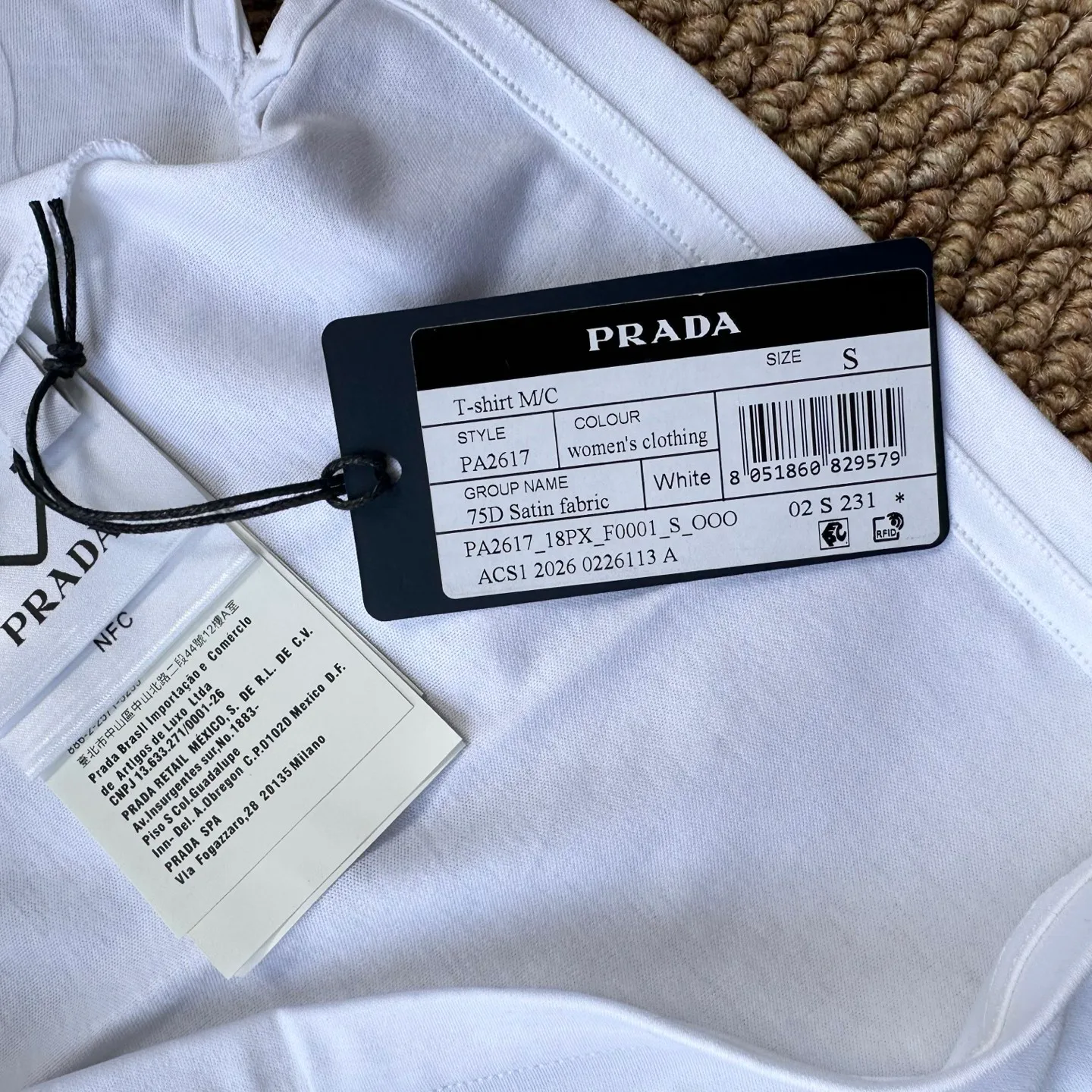 Футболки Женские Prada 5892821