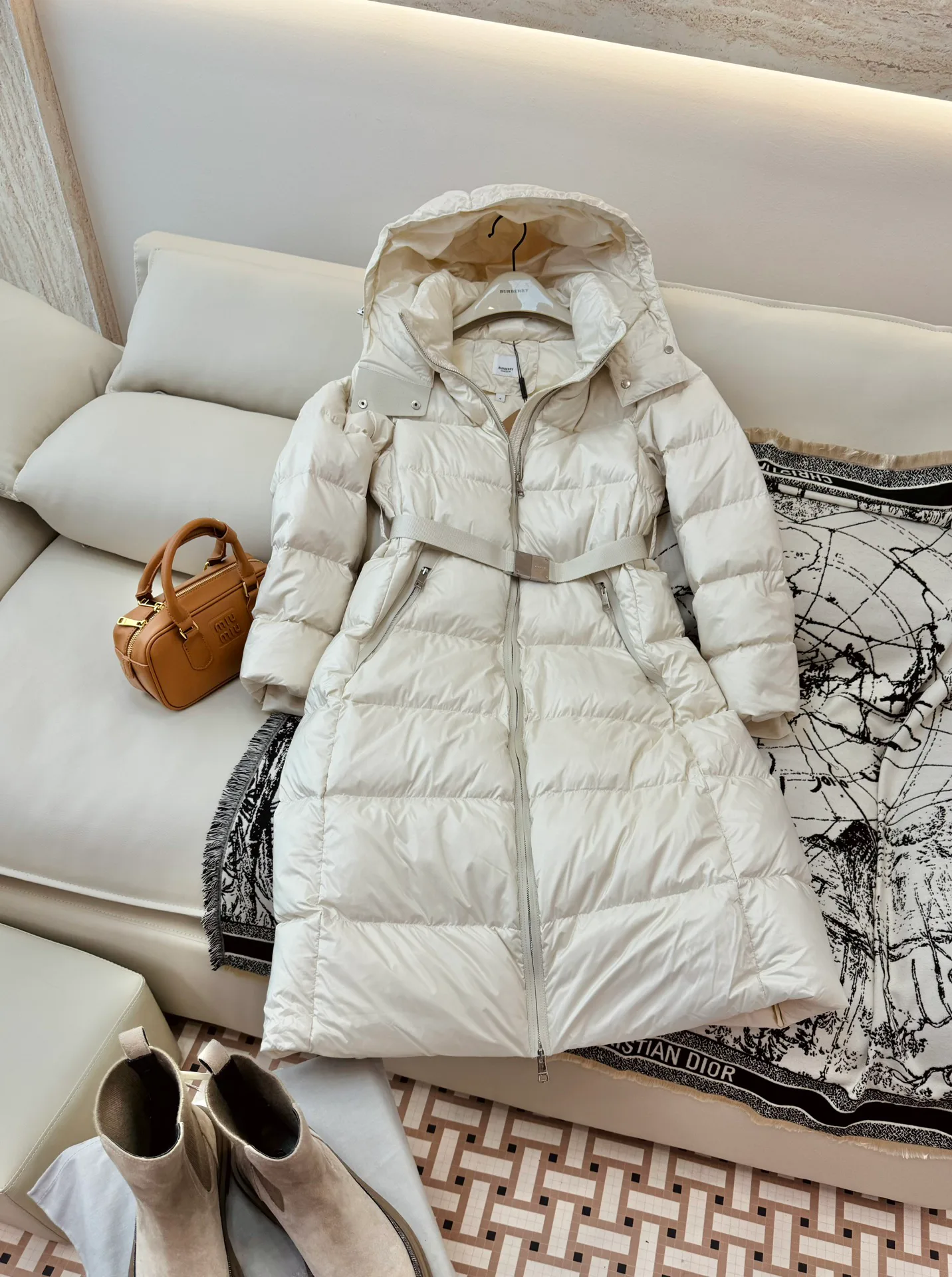 Куртки И Пуховики Женские Burberry 783200