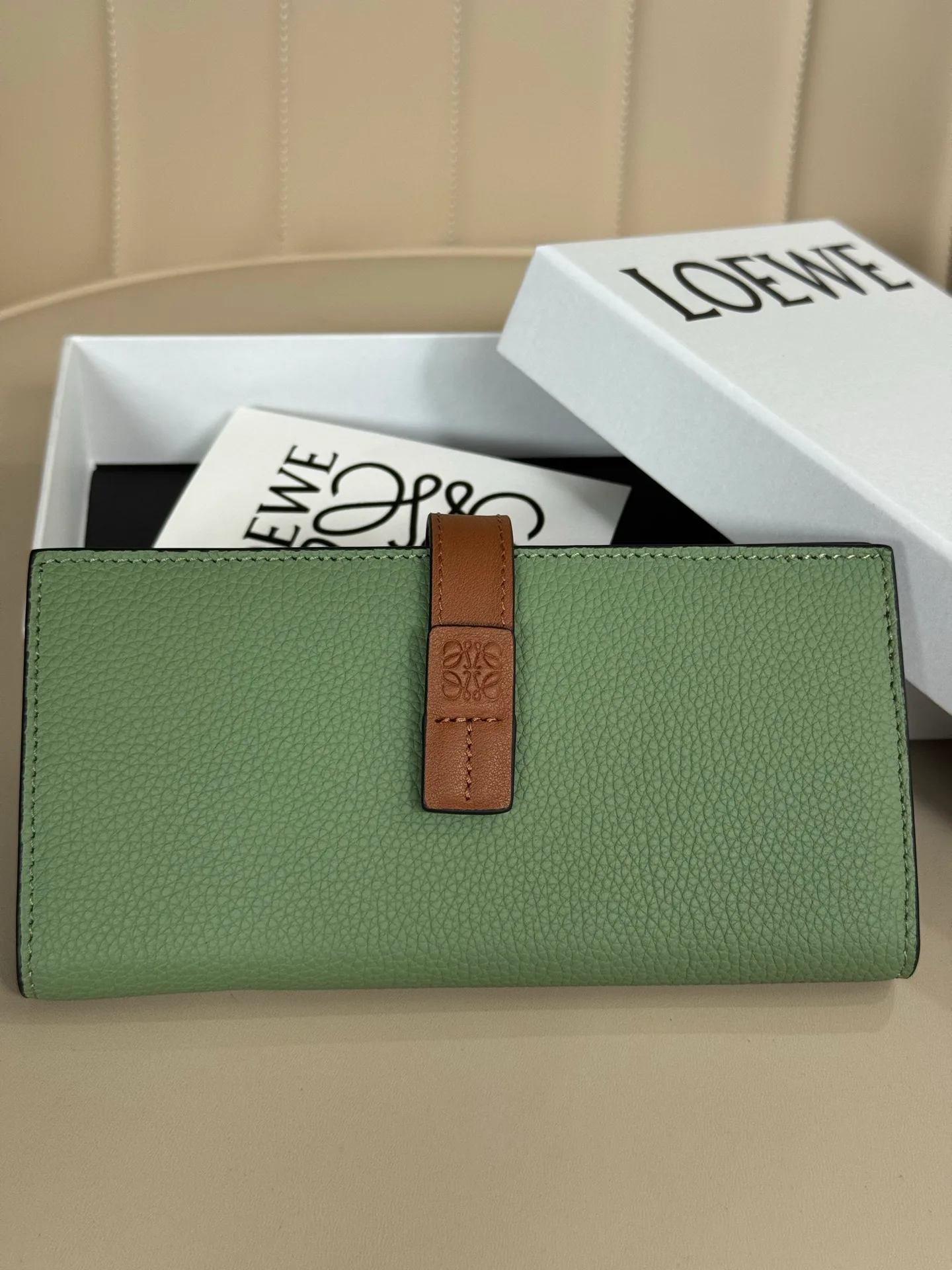 Клатчи Женские Loewe 4289260