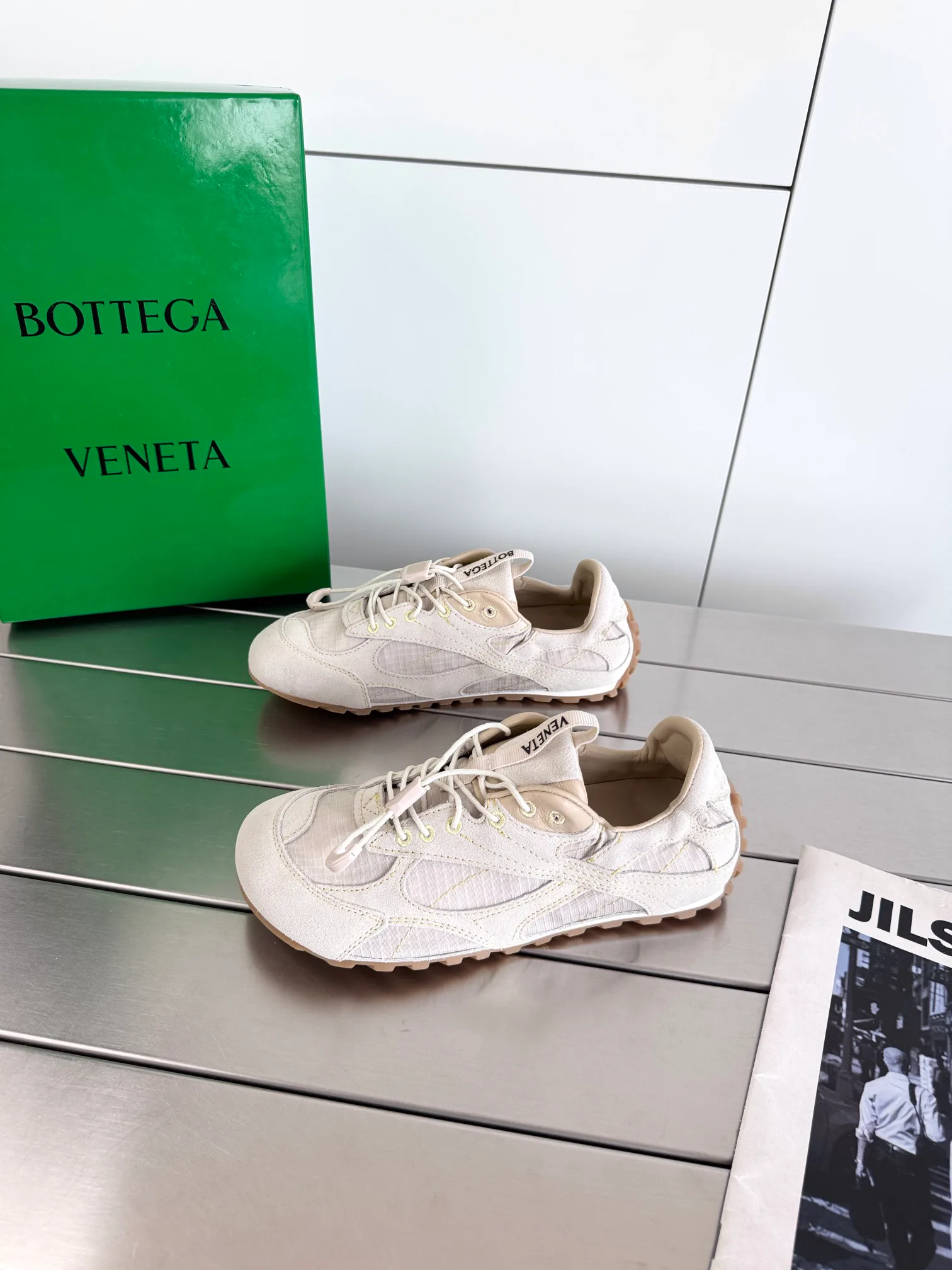 Кроссовки Женские Bottega Veneta 11911491