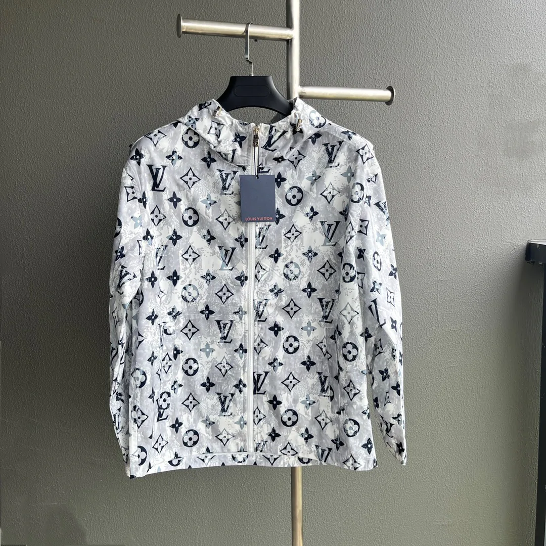 Куртки И Пуховики Мужские Louis Vuitton 12640976