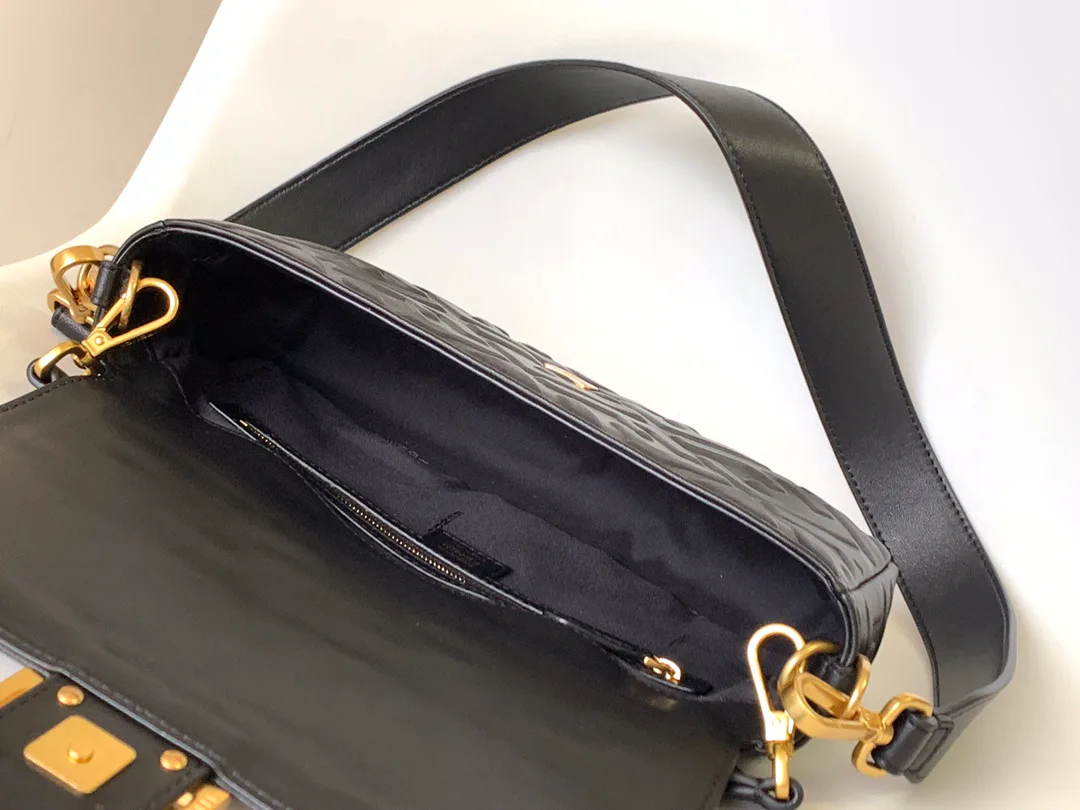 Сумки На Ремне Женские Fendi 343567