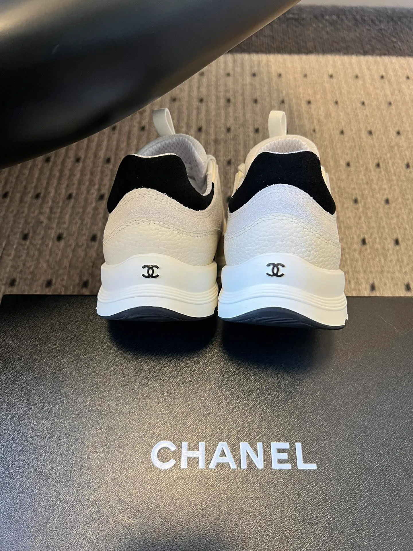 Кроссовки Женские Chanel 229106