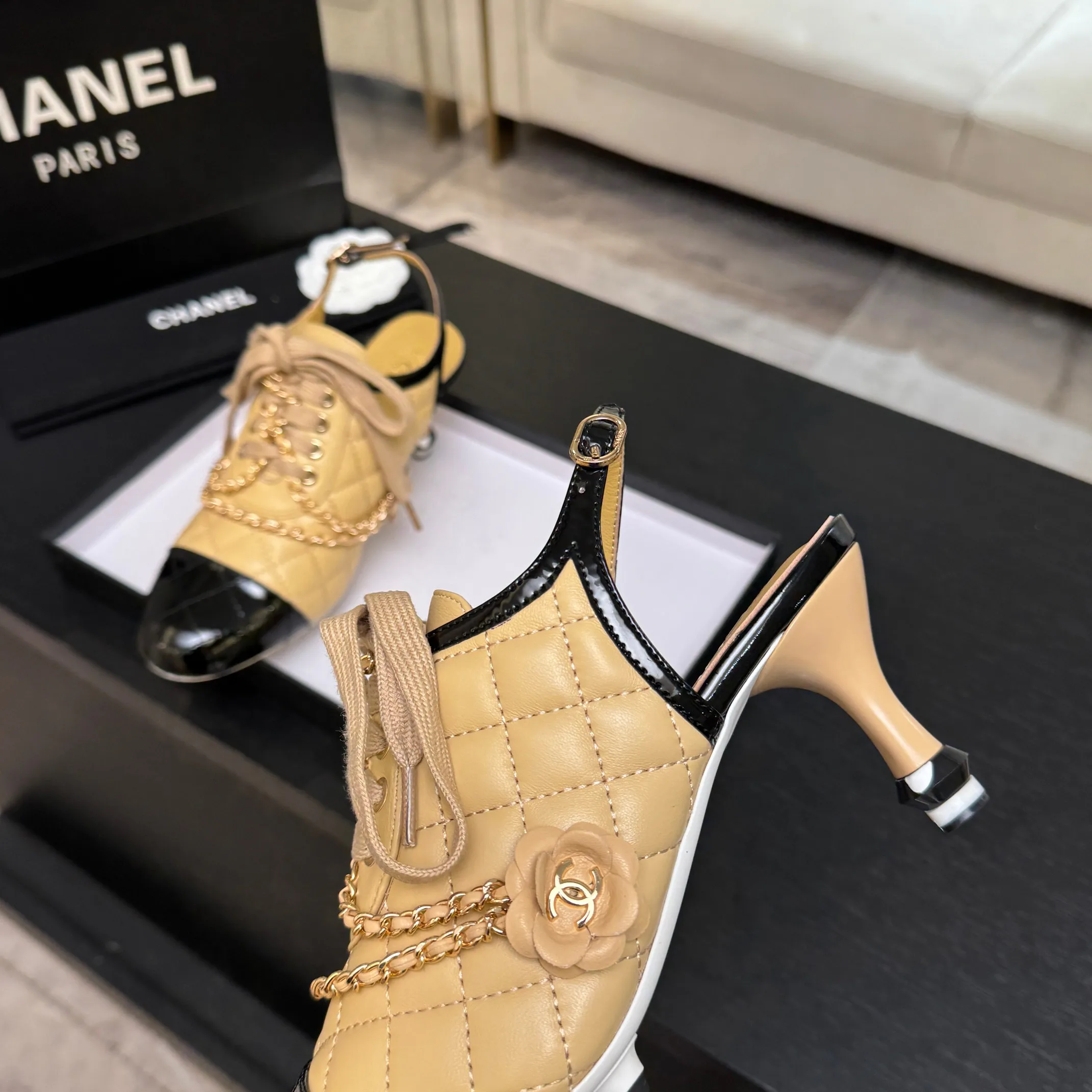Туфли Женские Chanel 18891565