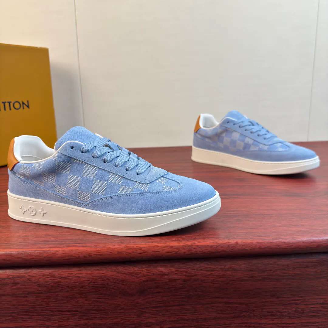 Кроссовки Мужские Louis Vuitton 18243543