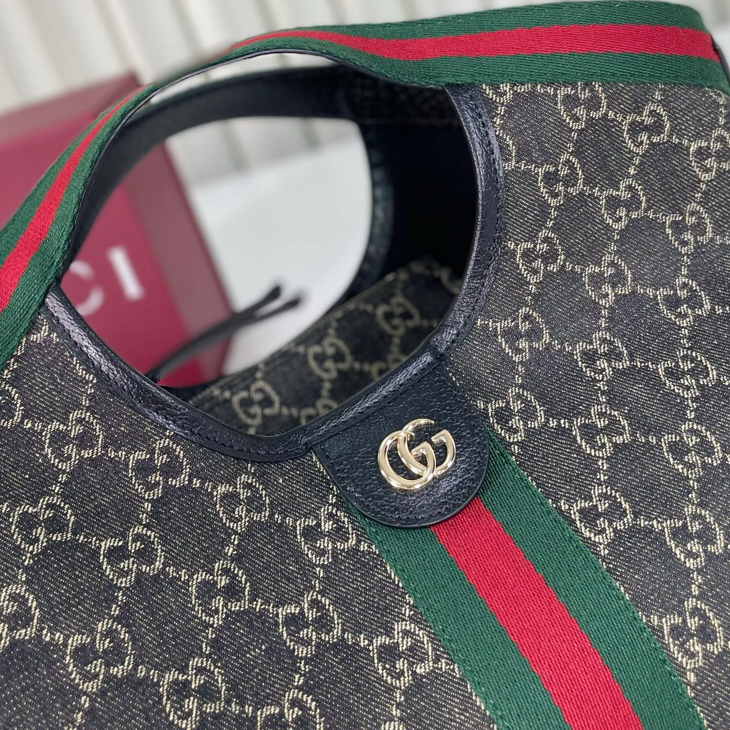 Классические Сумки Женские Gucci 11825964