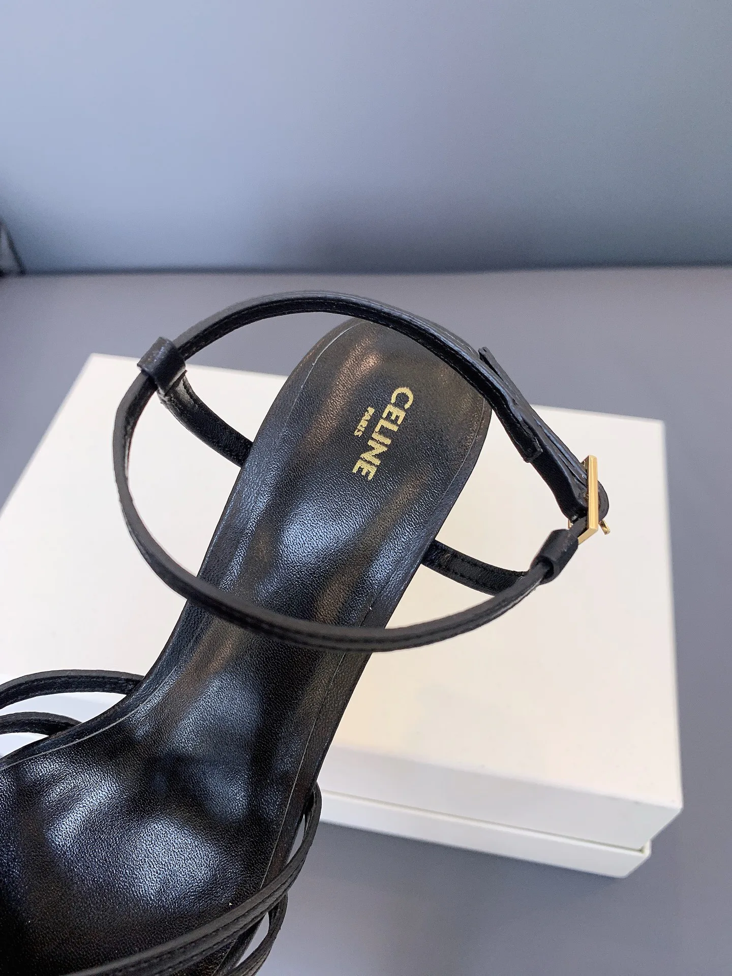 Босоножки Женские Celine 17479009
