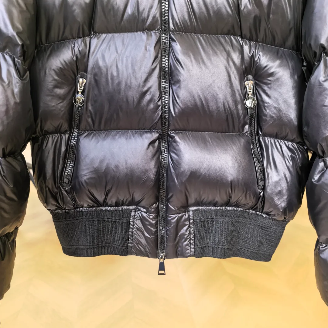 Куртки И Пуховики Женские Moncler 18432308