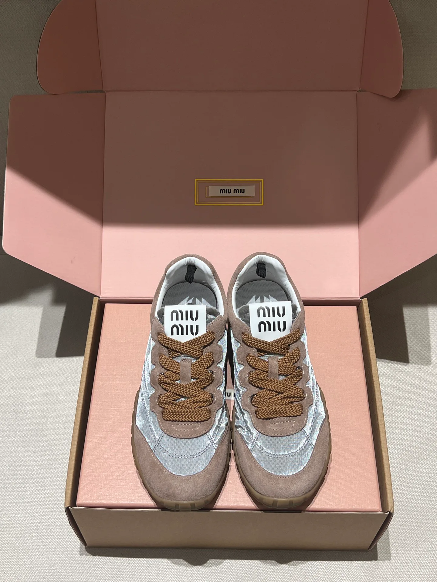 Кроссовки Женские Miu Miu 18020564