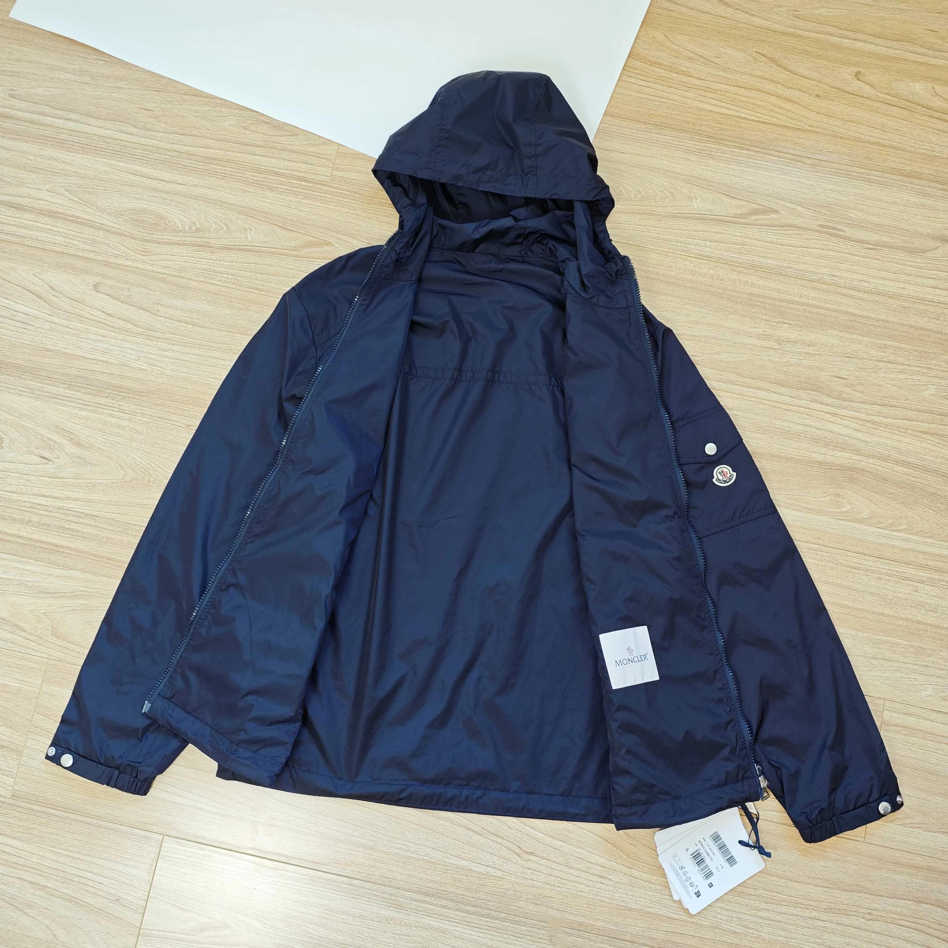 Куртки И Пуховики Женские Moncler 18052154