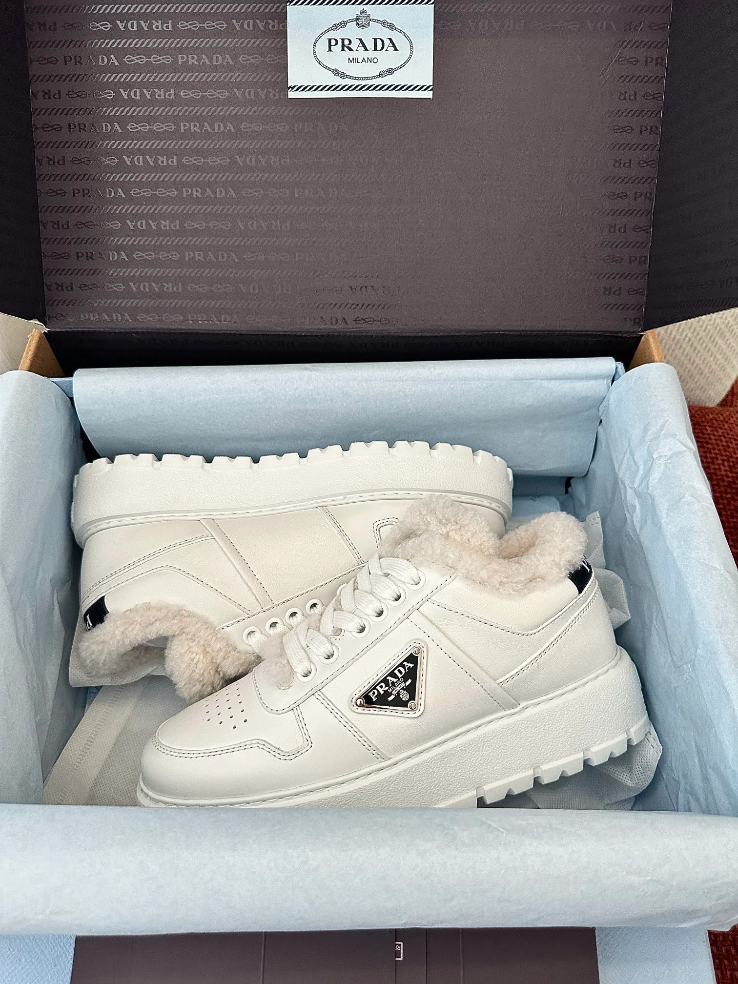 Кроссовки Женские Prada 18621064