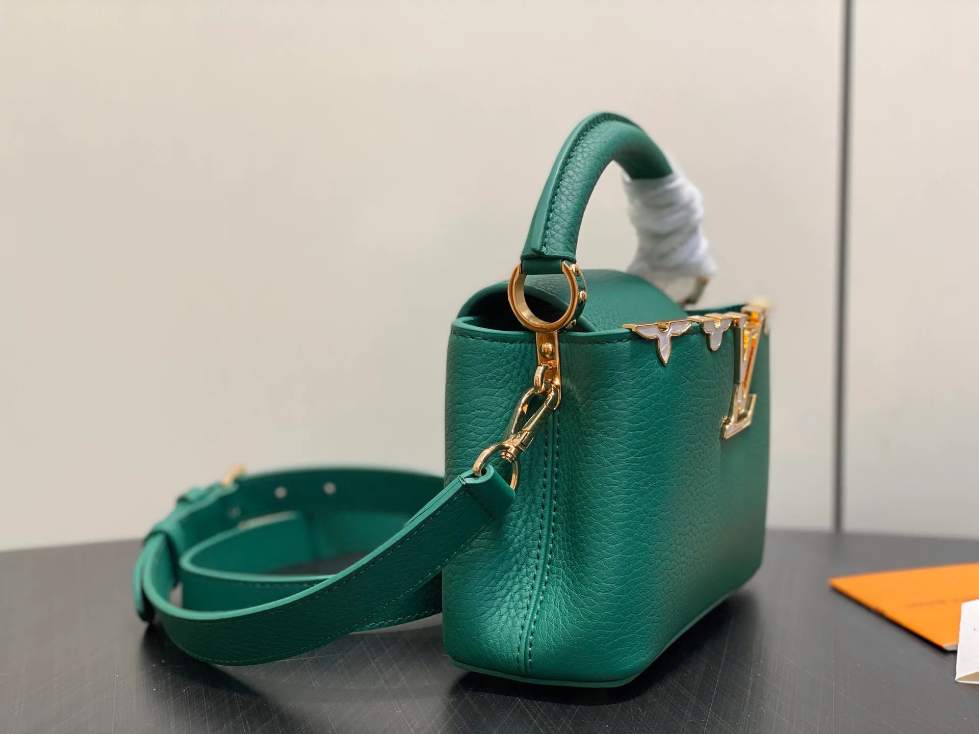 Классические Сумки Женские Louis Vuitton 13333530