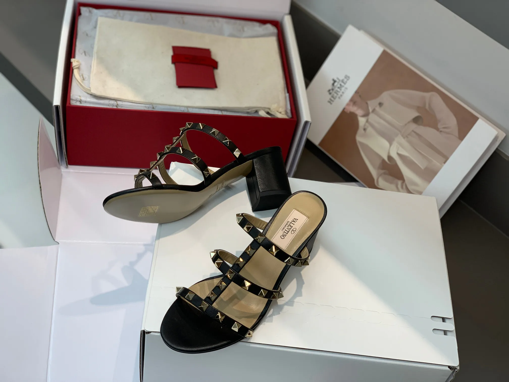 Сандалии Женские Valentino 11323071