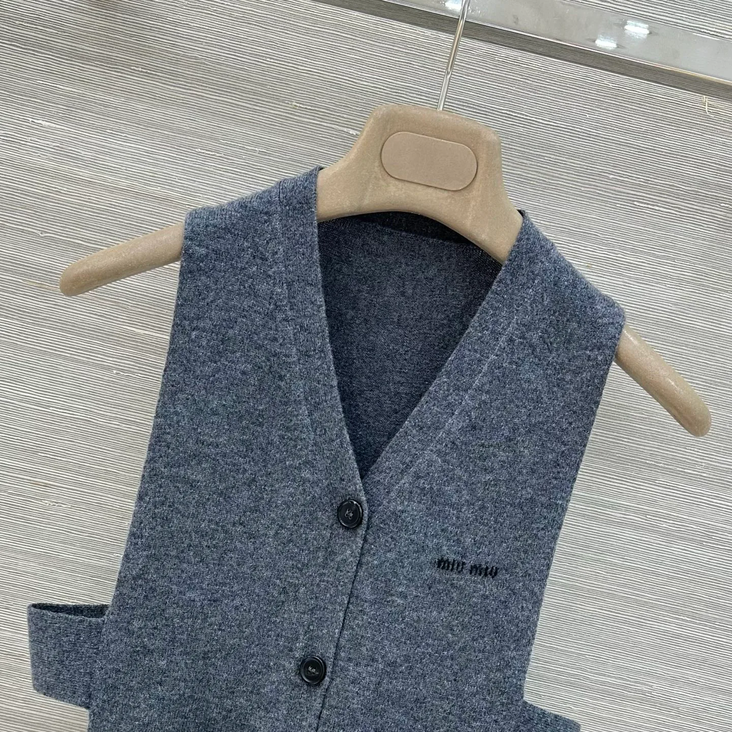 Жилеты Женские Miu Miu 11891476