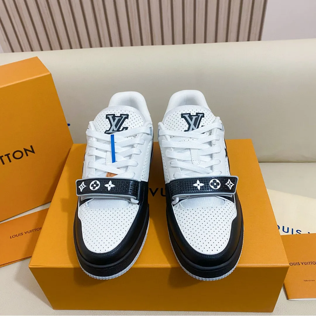 Кроссовки Женские Louis Vuitton 2652615