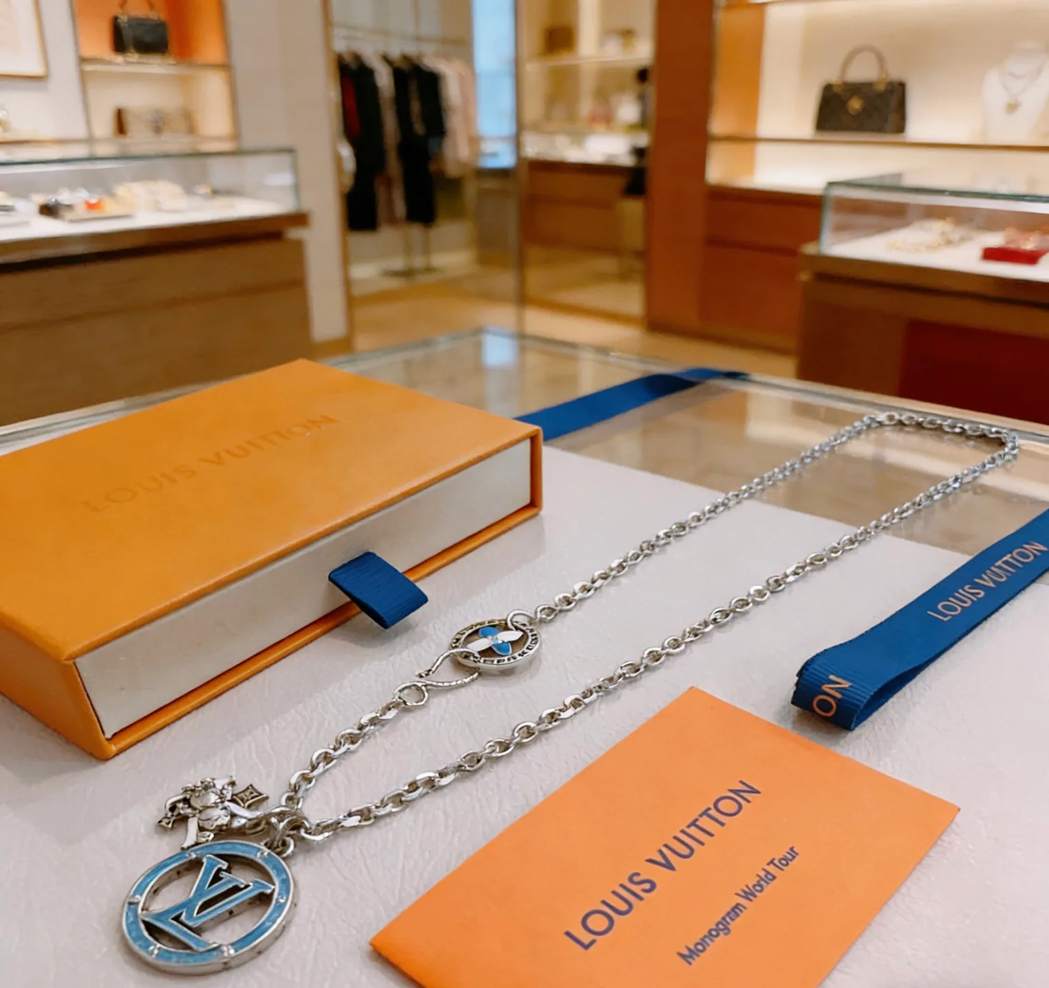 Бижутерия Louis Vuitton 11577797