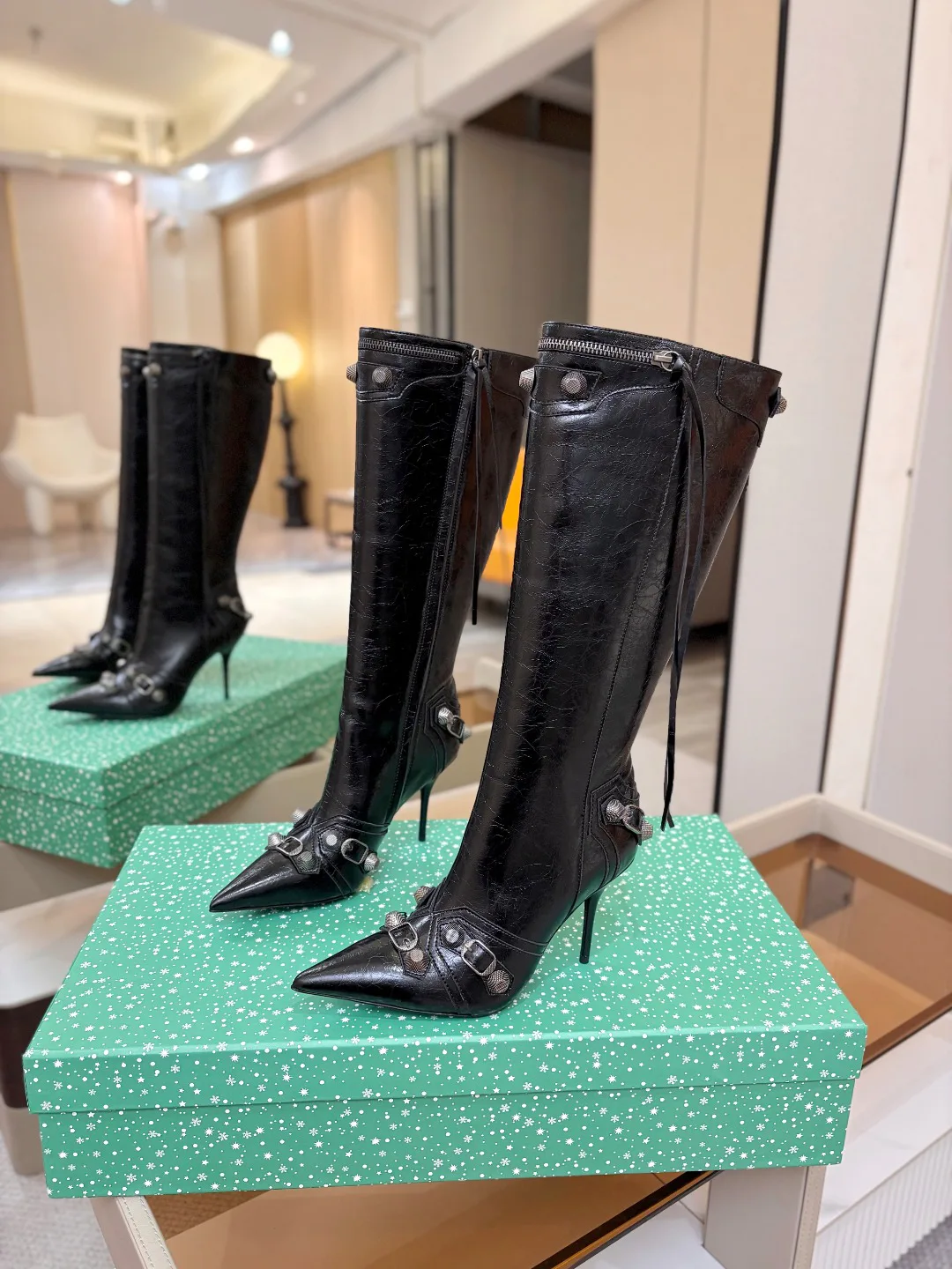 Сапоги Женские Balenciaga 18521337