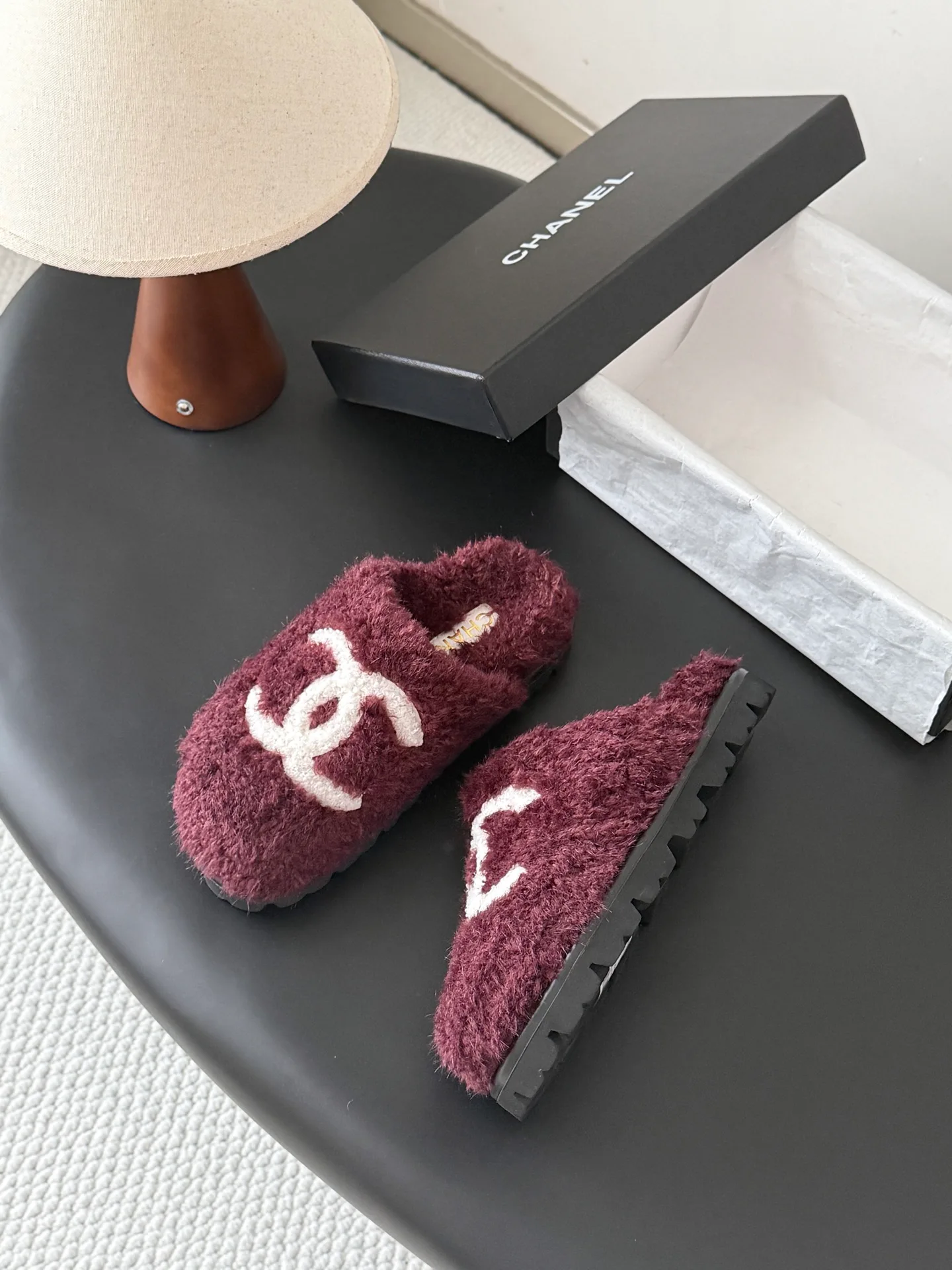 Тапочки Женские Chanel 18700060