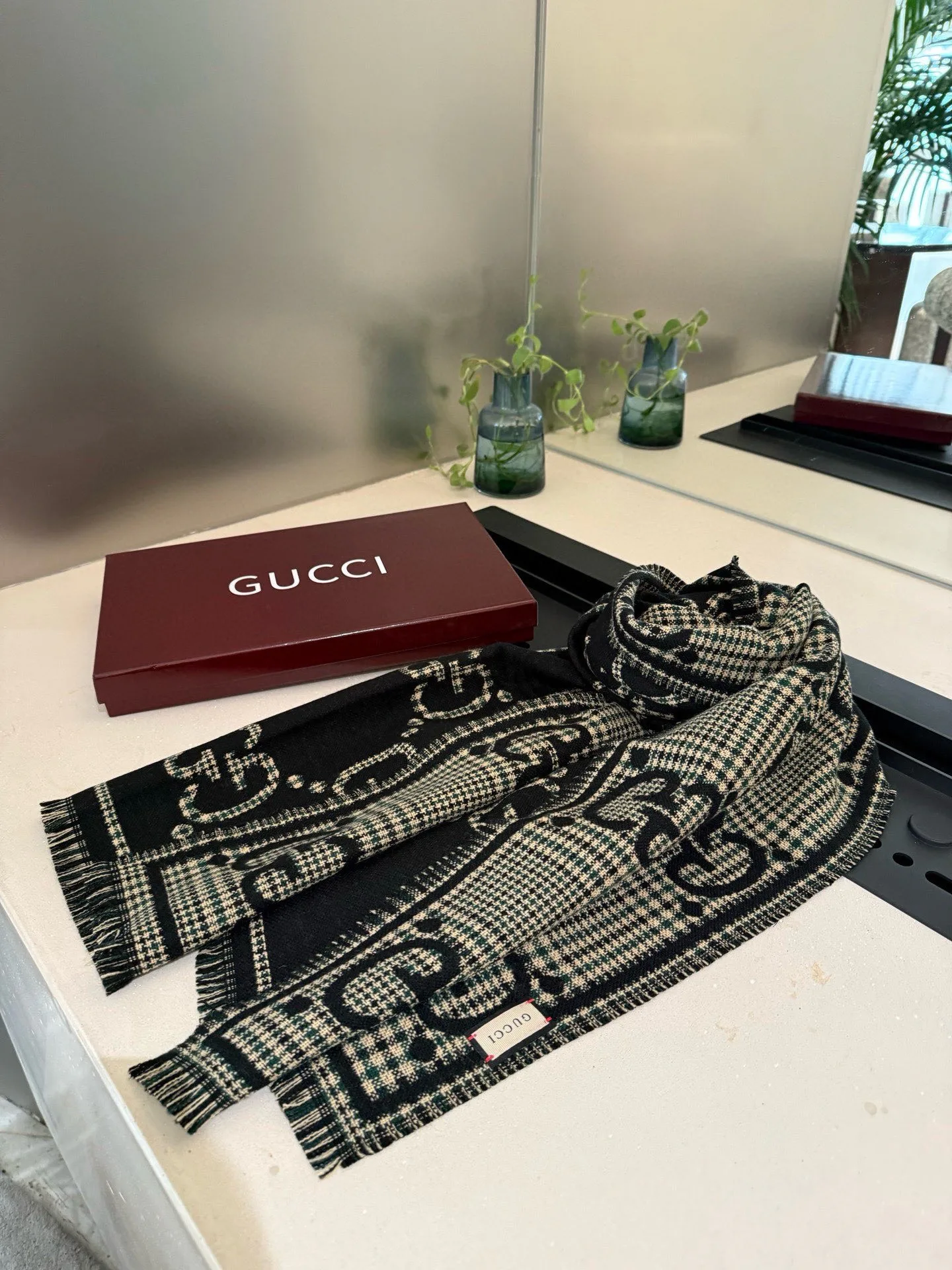Шарфы Gucci 832119