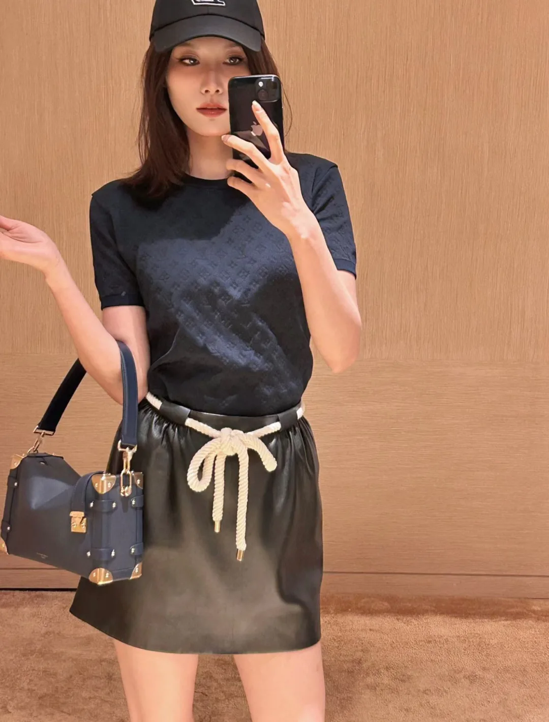 Топы Женские Louis Vuitton 11814334