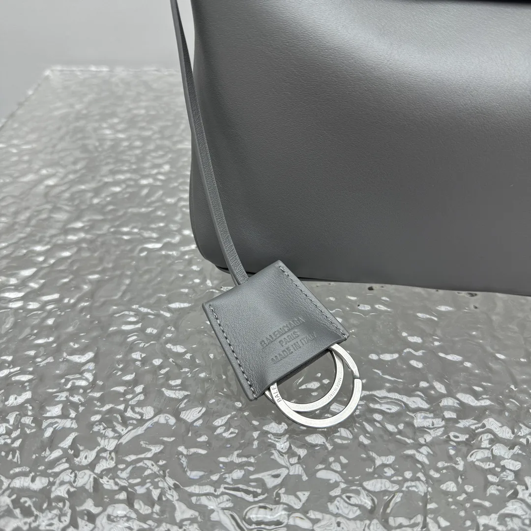 Классические Сумки Женские Balenciaga 11524774