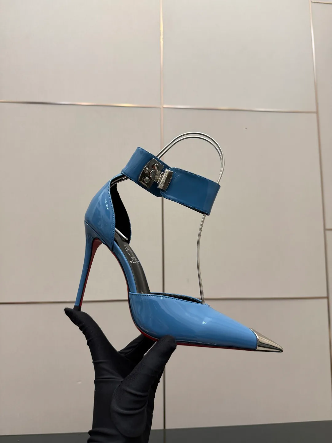 Туфли Женские Christian Louboutin 837227