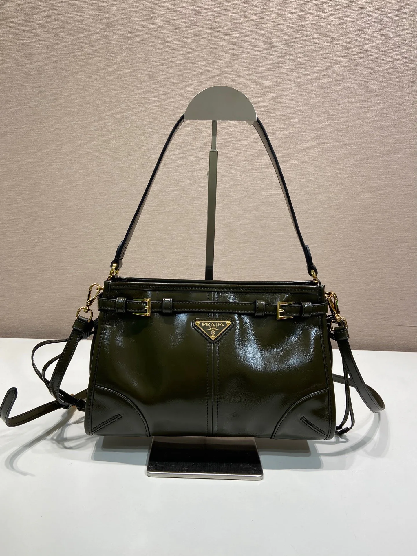 Классические Сумки Женские Prada 18184661