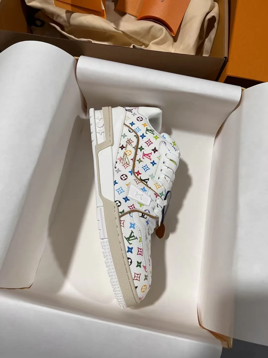 Кроссовки Женские Louis Vuitton 35150