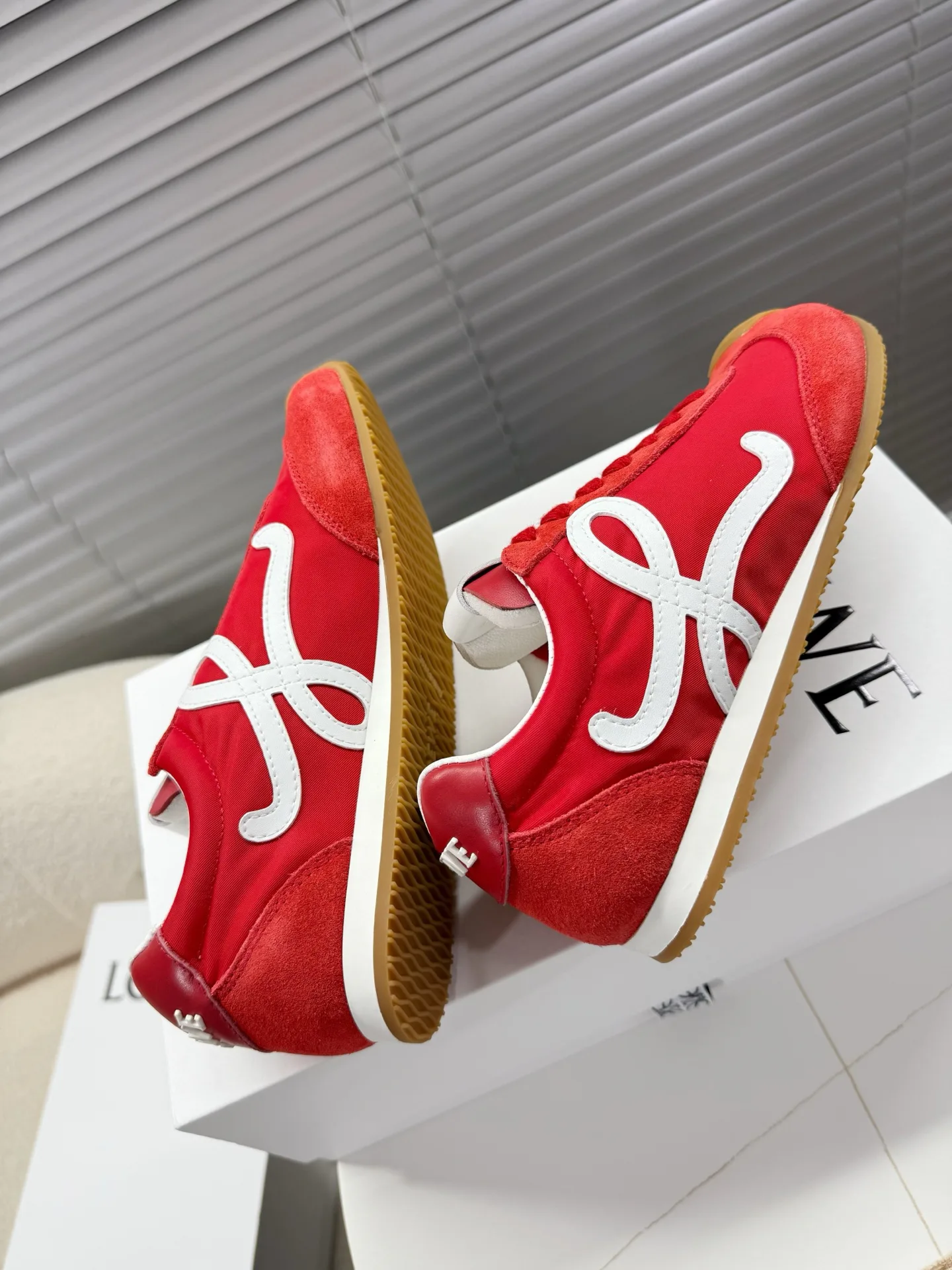 Кроссовки Женские Loewe 17130