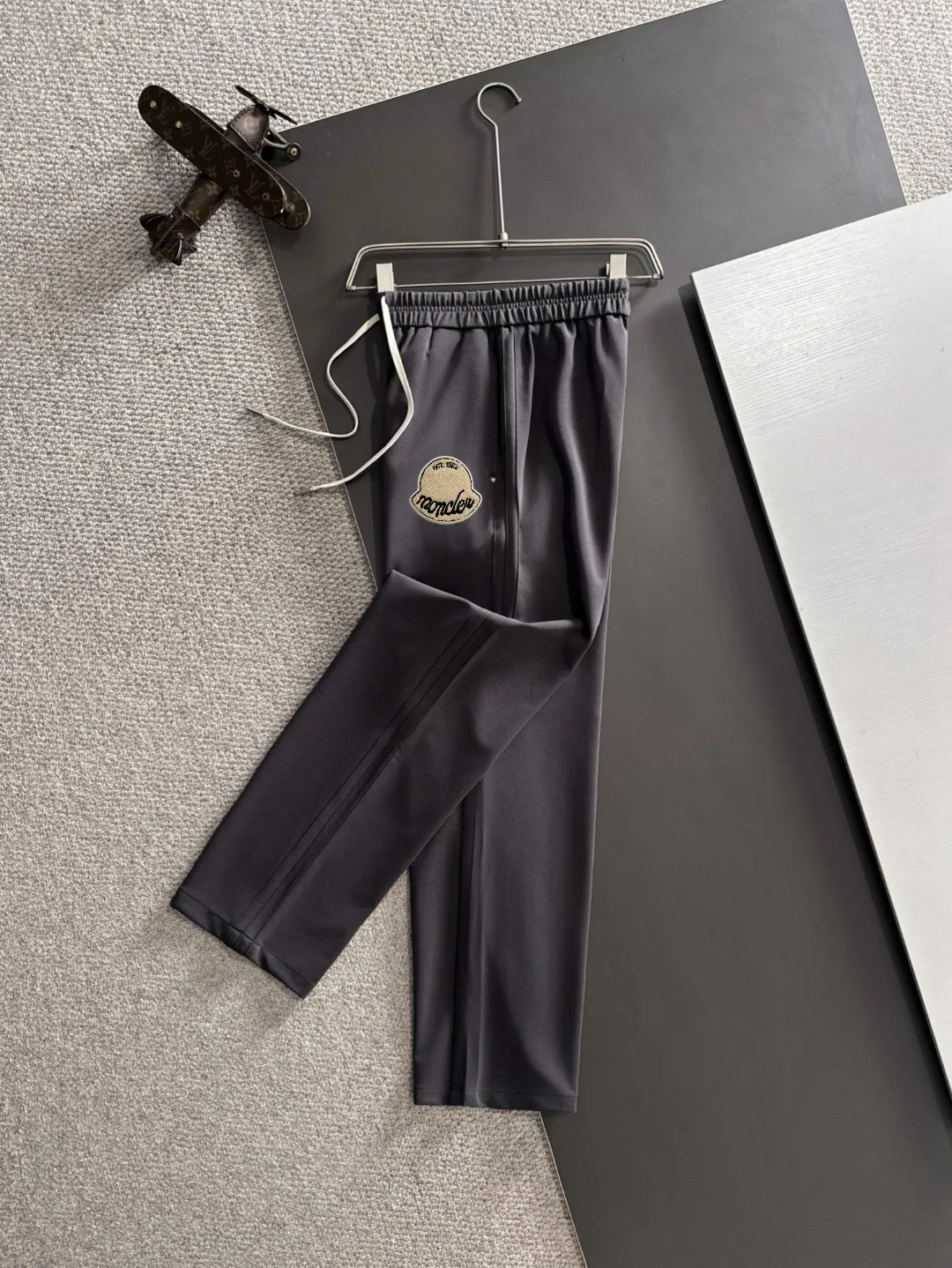 Брюки Мужские Moncler 11683944