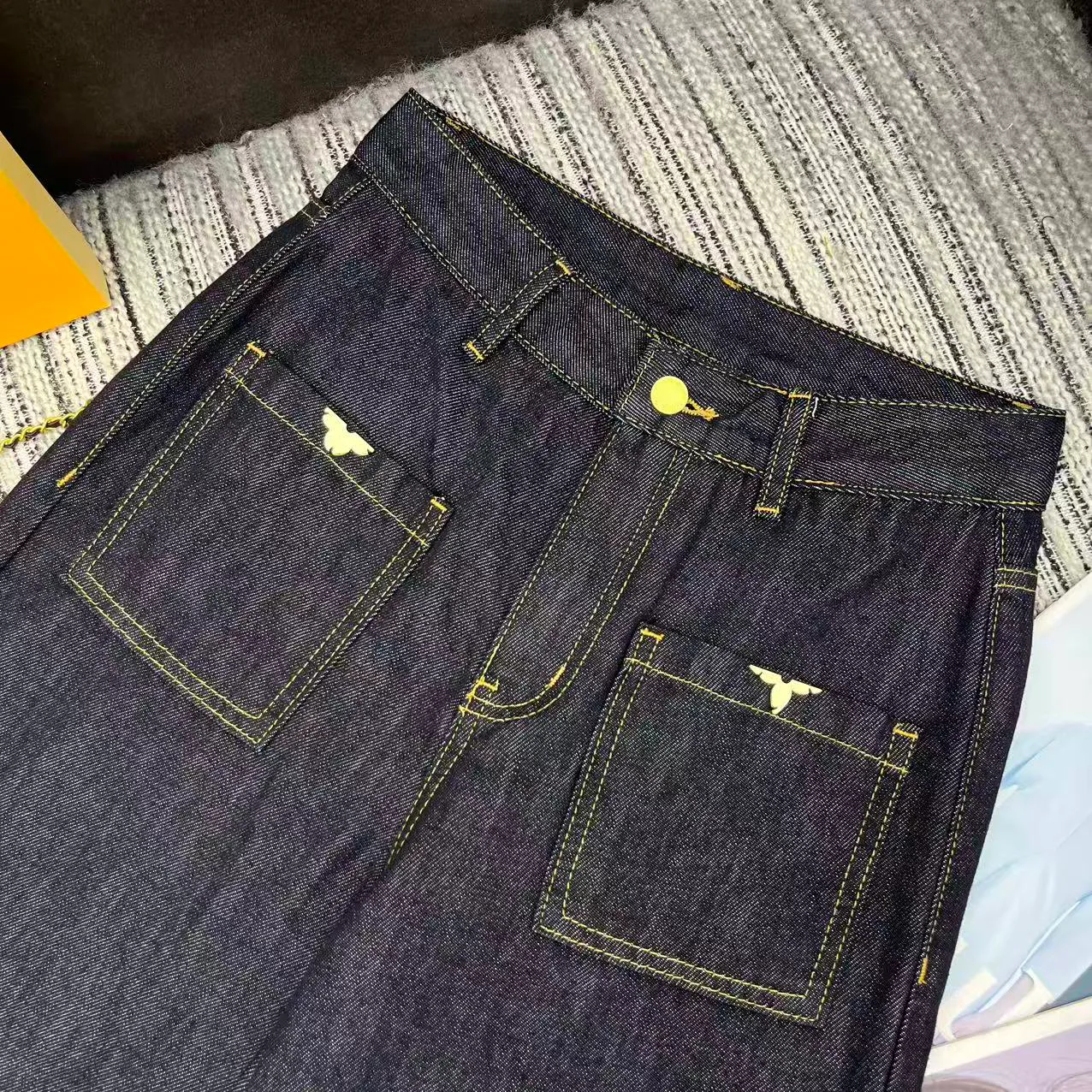 Джинсы Женские Louis Vuitton 11903849